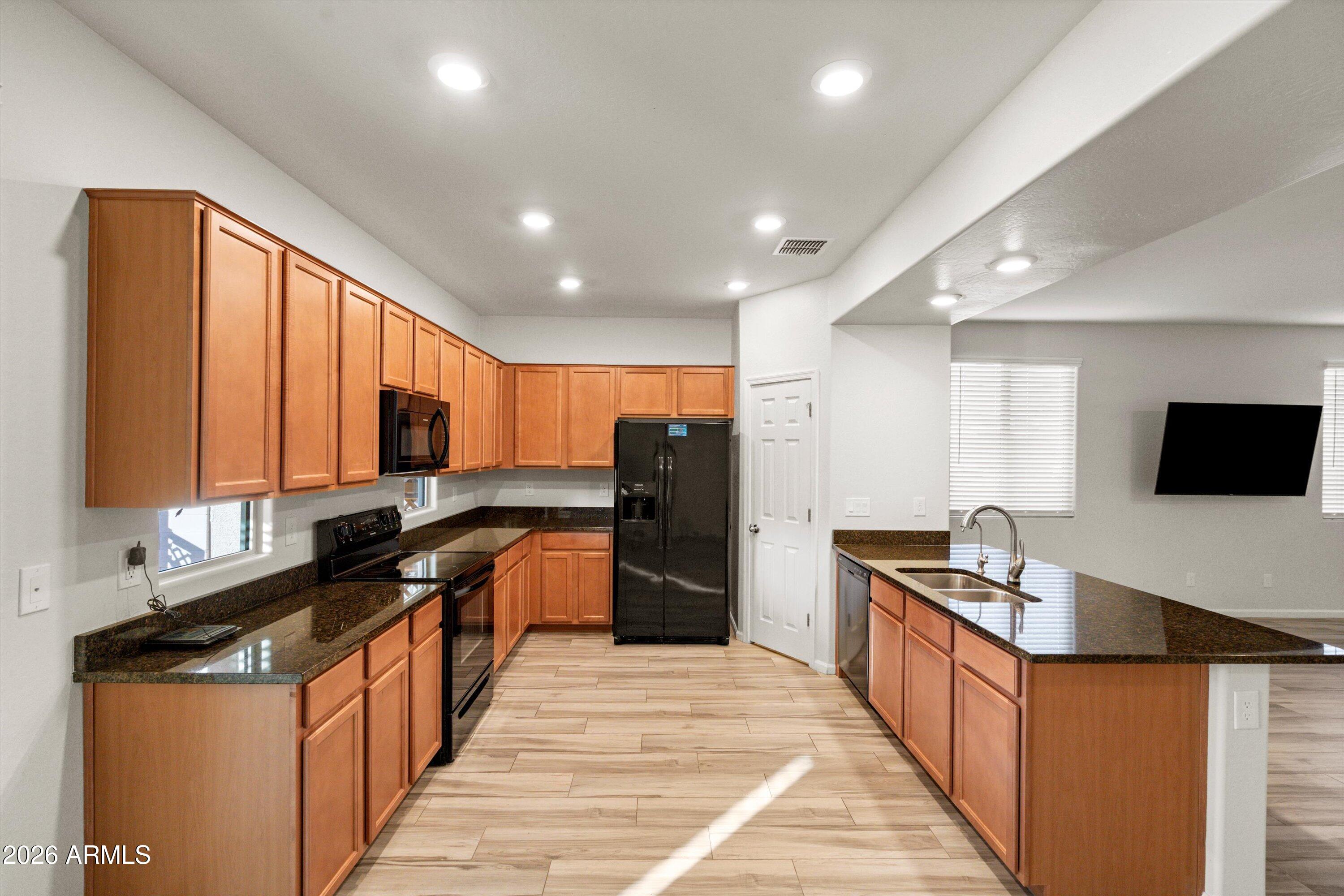 CIRCLE MOUNTAIN RANCH - Residential