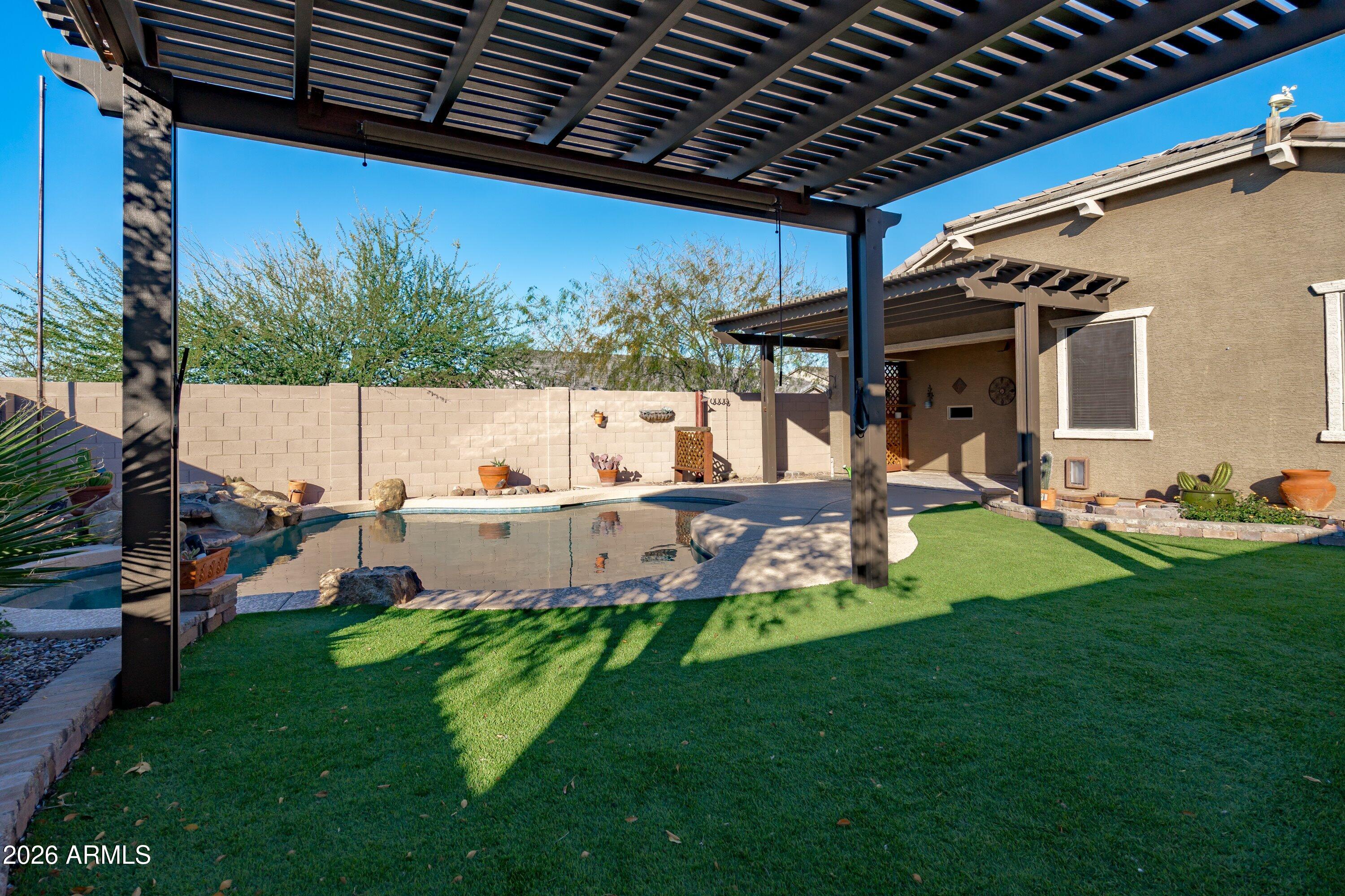 CIRCLE MOUNTAIN RANCH - Residential
