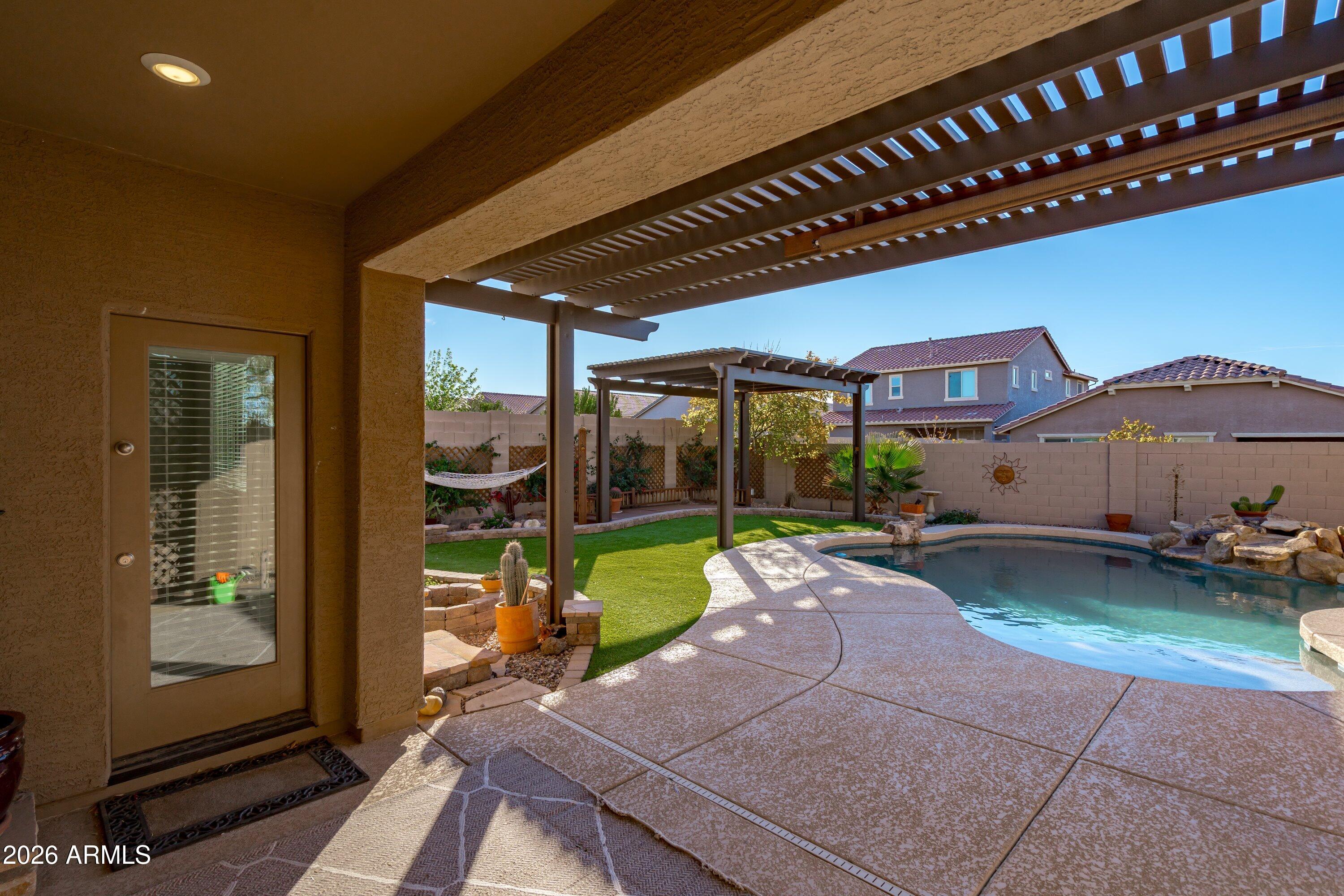 CIRCLE MOUNTAIN RANCH - Residential