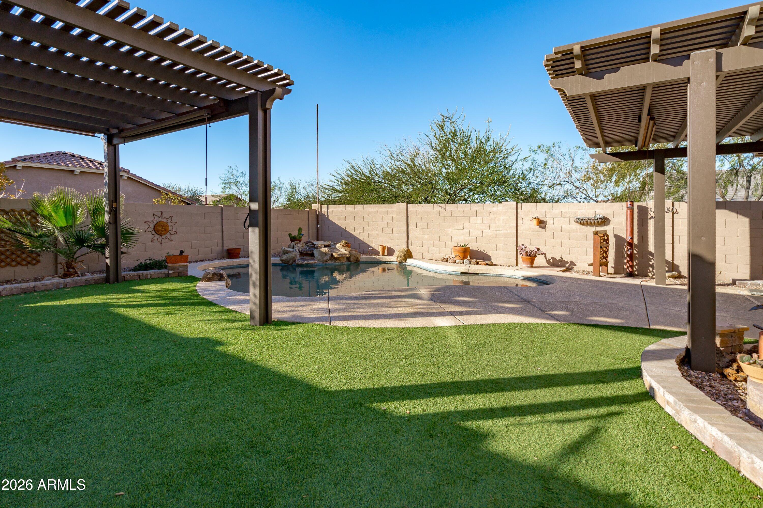 CIRCLE MOUNTAIN RANCH - Residential