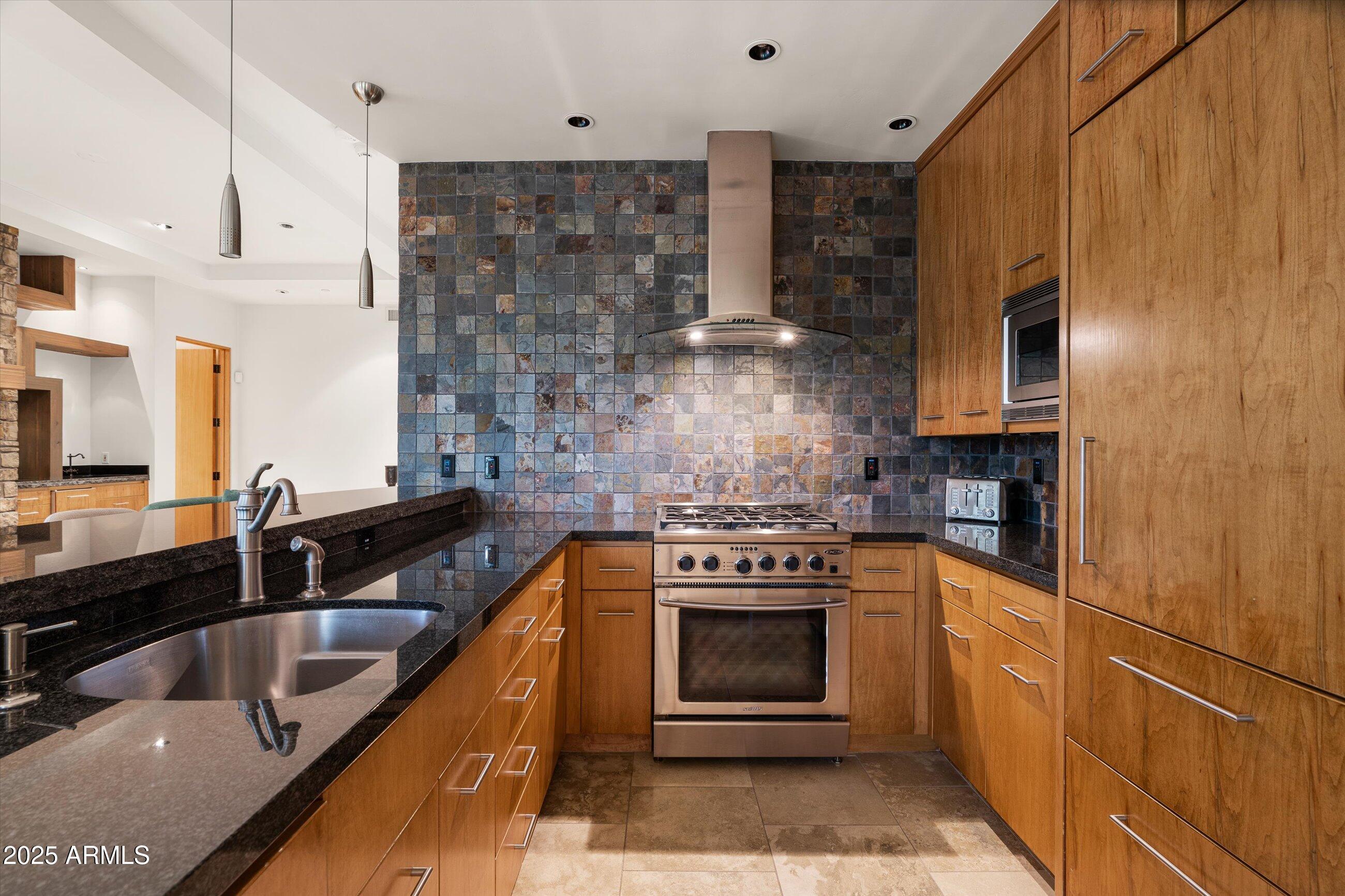 MONTANA DE BONITAS CASAS REPLAT - Residential