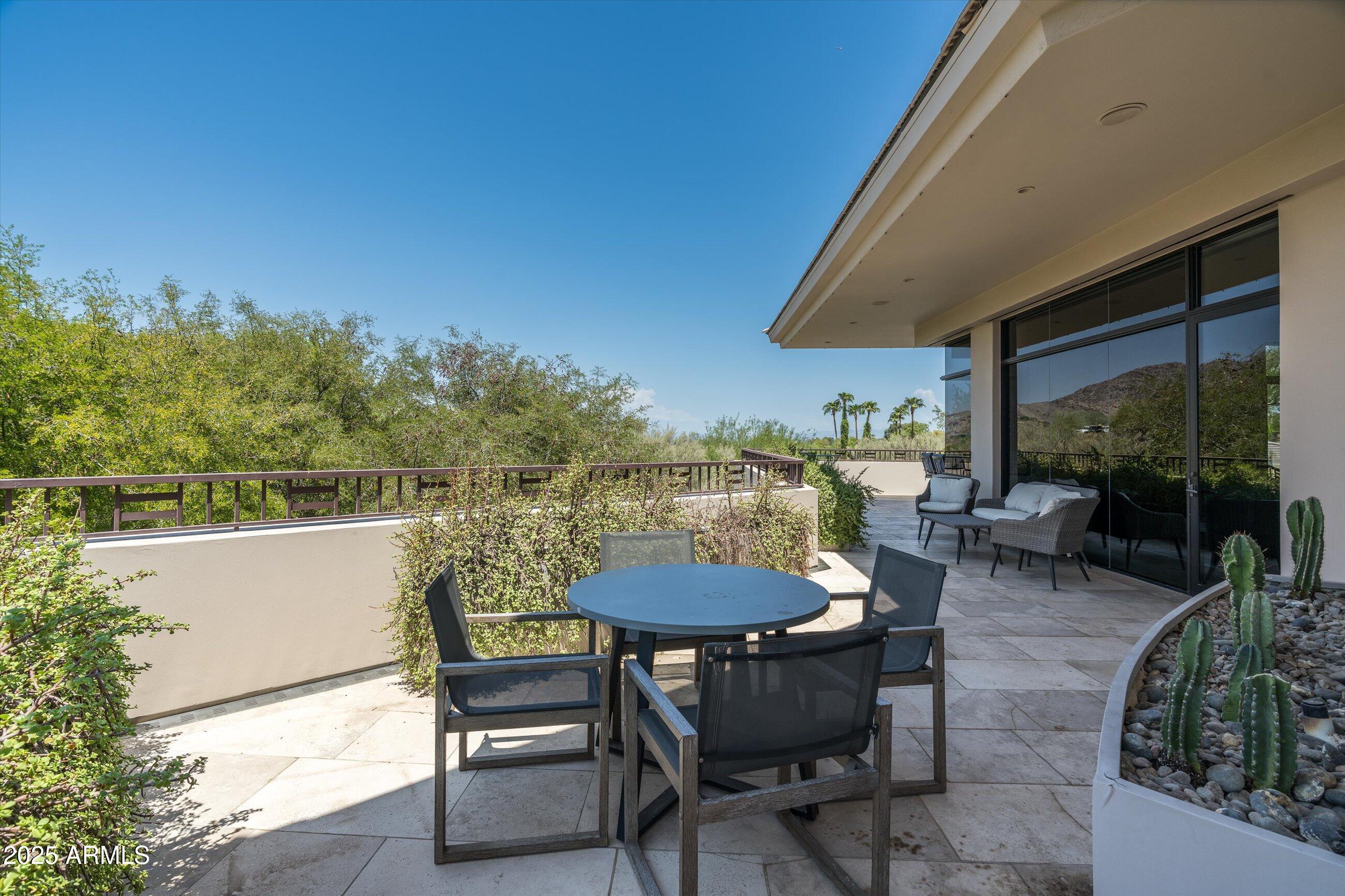 MONTANA DE BONITAS CASAS REPLAT - Residential