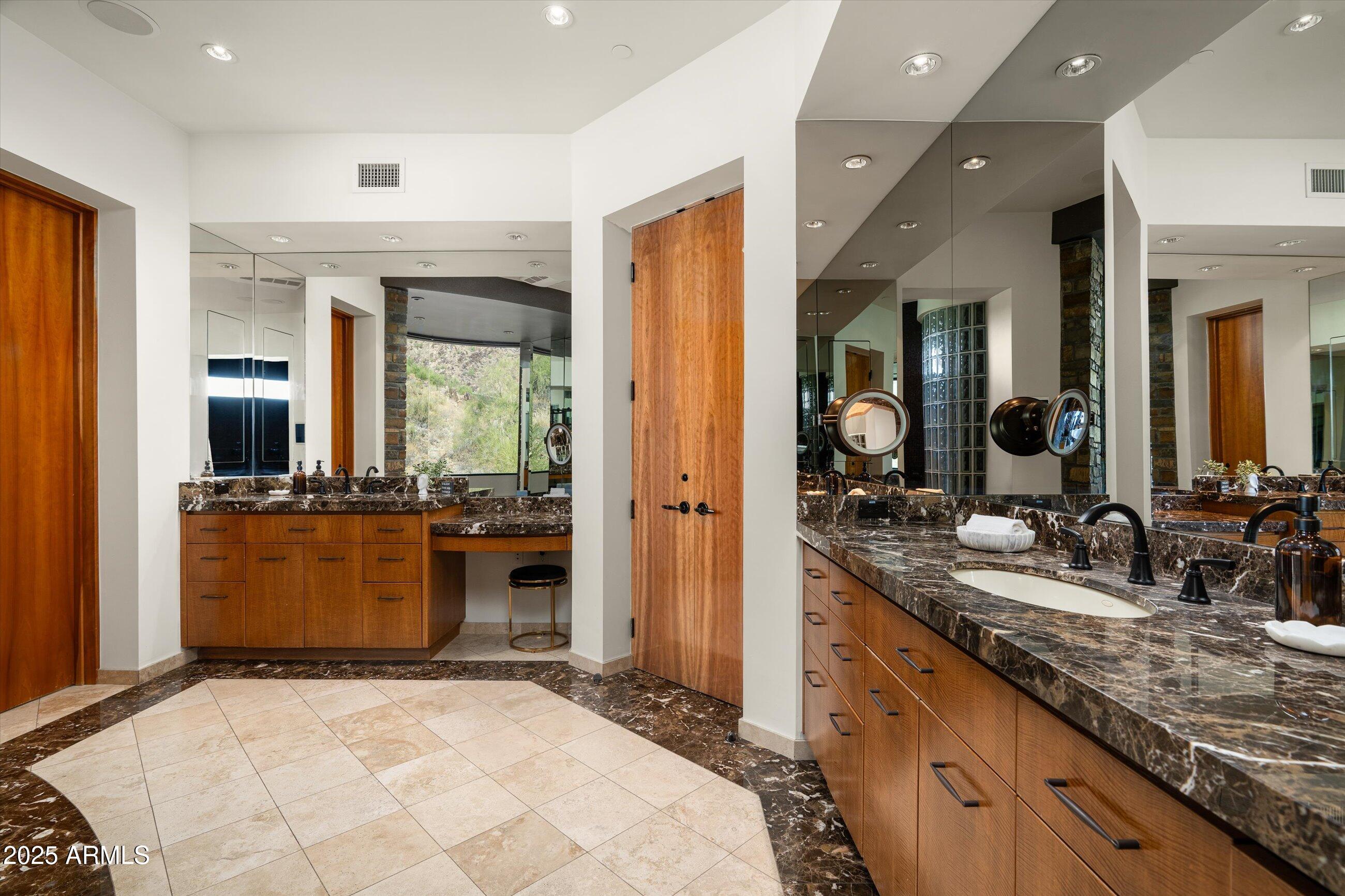 MONTANA DE BONITAS CASAS REPLAT - Residential