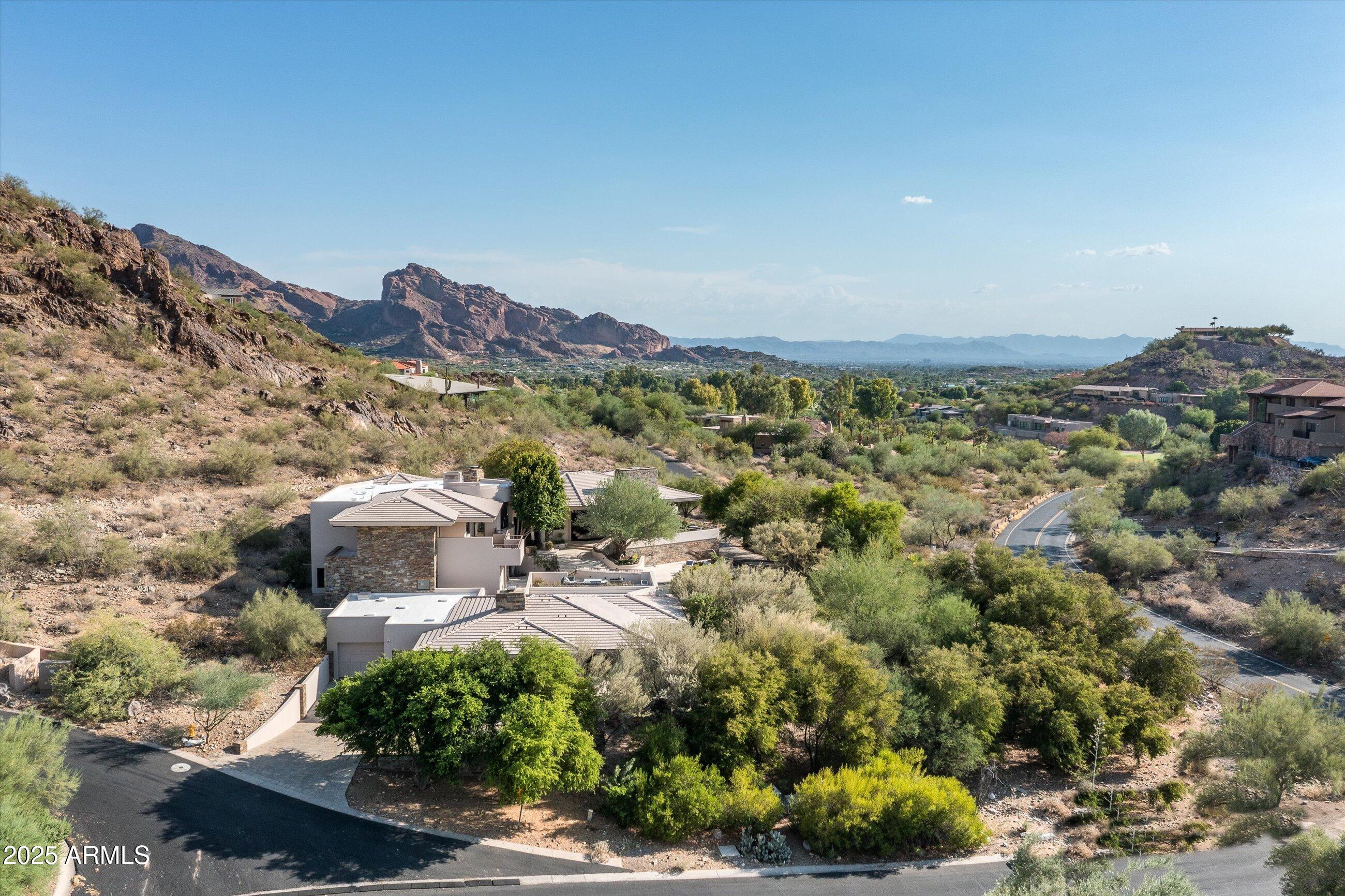 MONTANA DE BONITAS CASAS REPLAT - Residential
