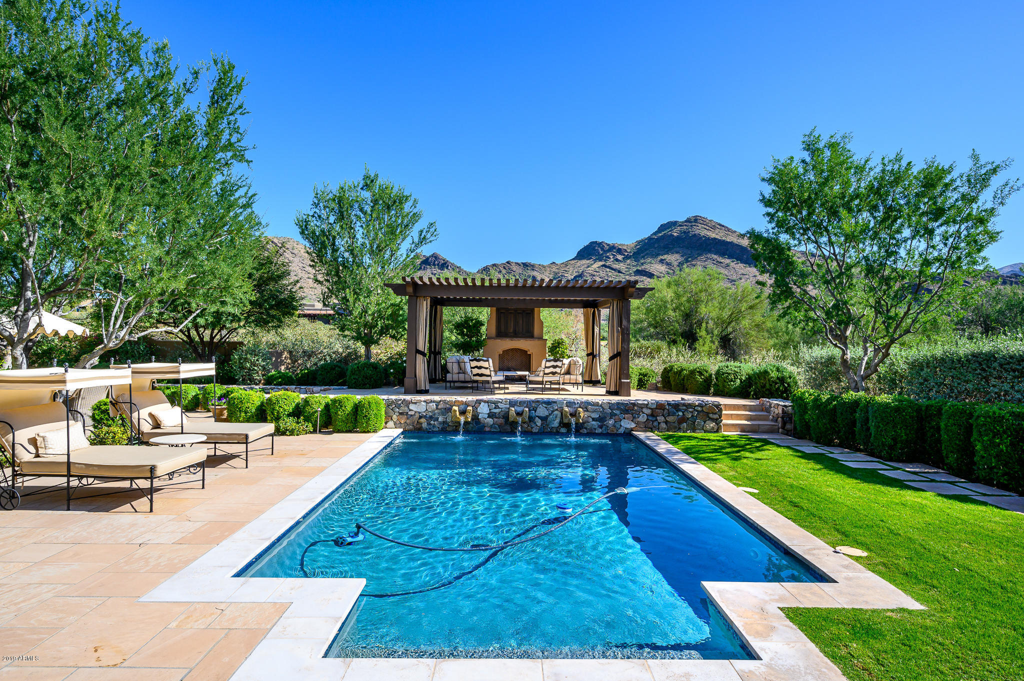 DC RANCH - Residential