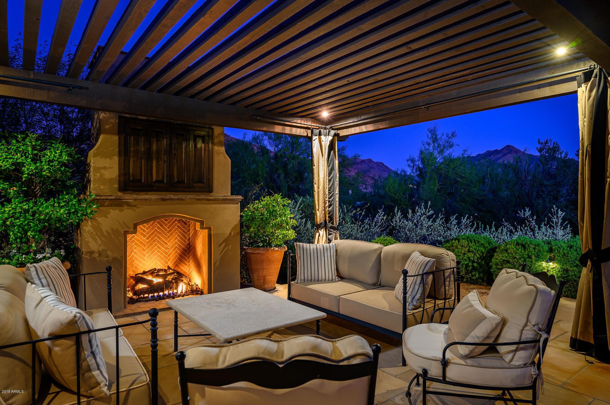 DC RANCH - Residential