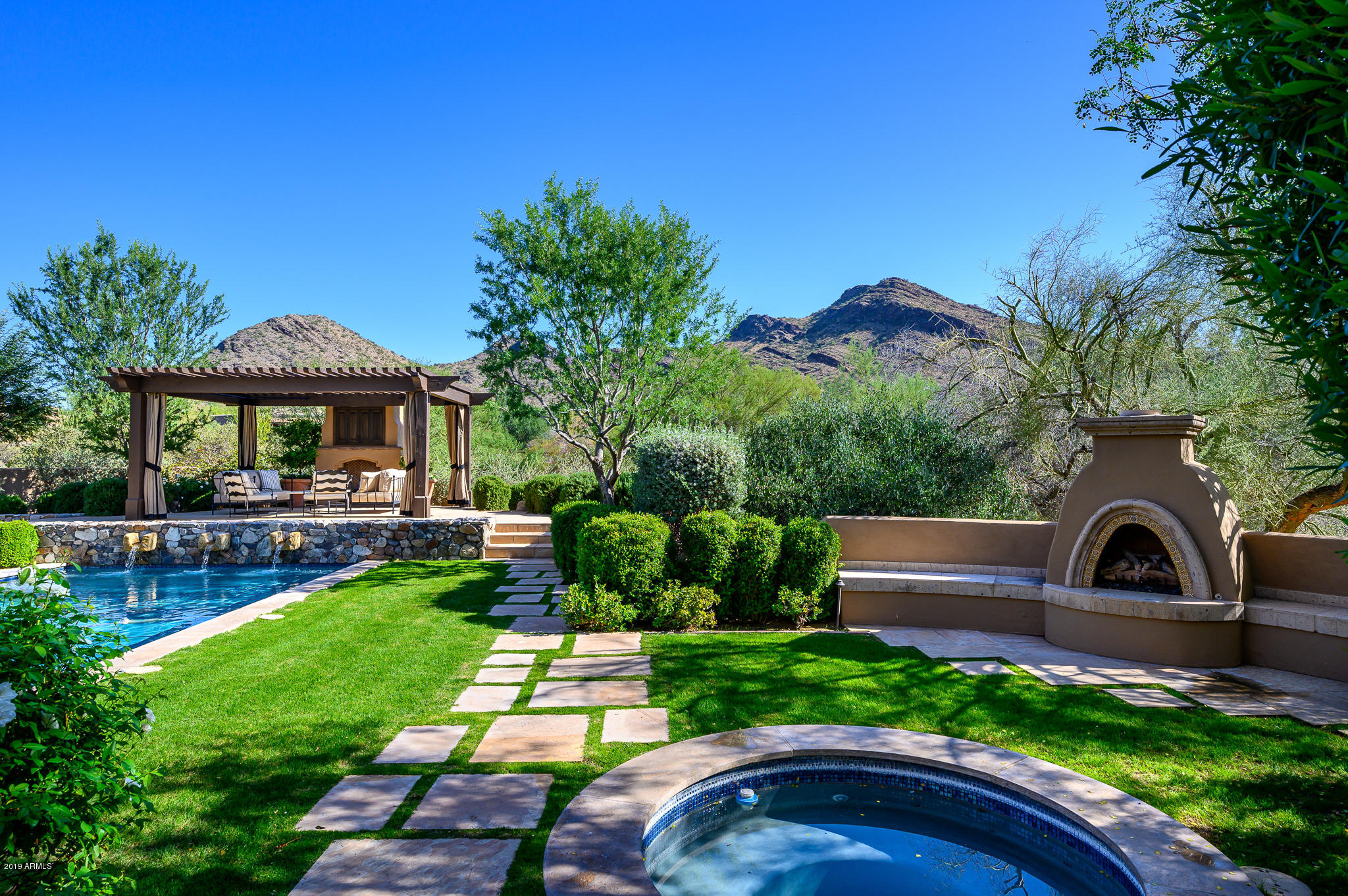 DC RANCH - Residential