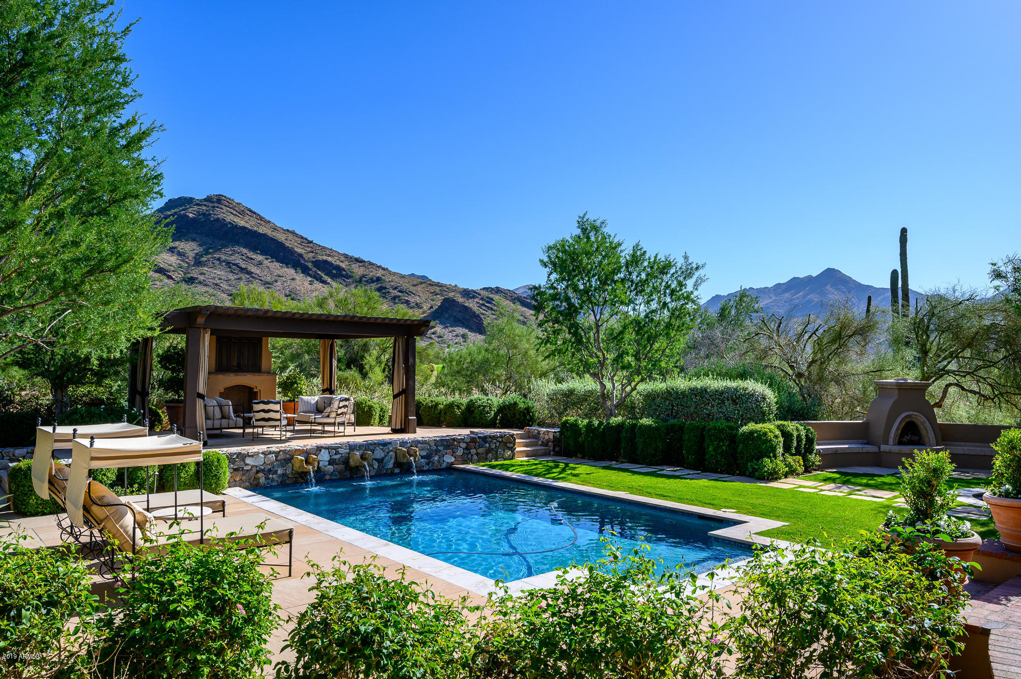 DC RANCH - Residential