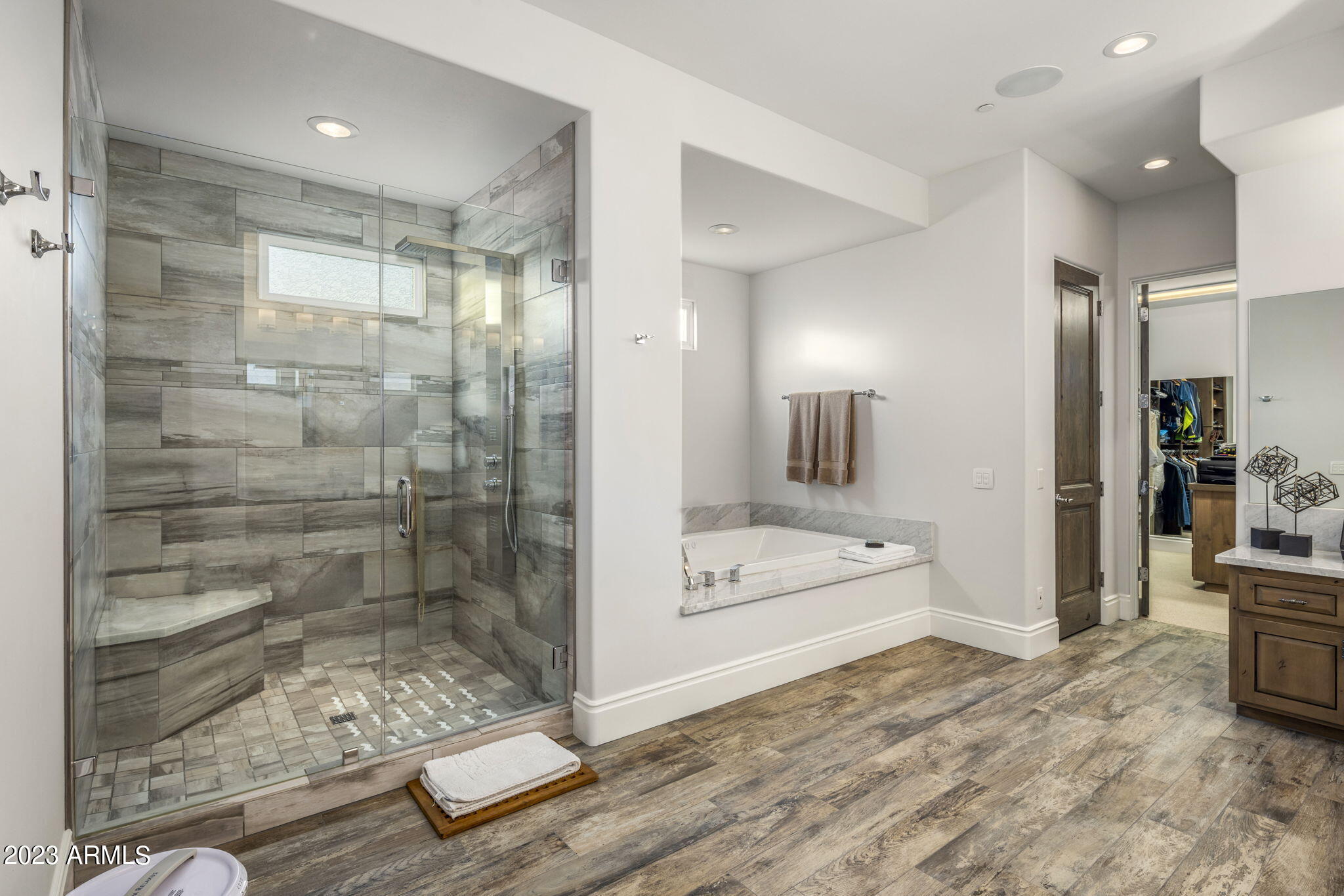 BOULDER CREST ESTATES UNIT 3 AT TROON NORTH - Residential
