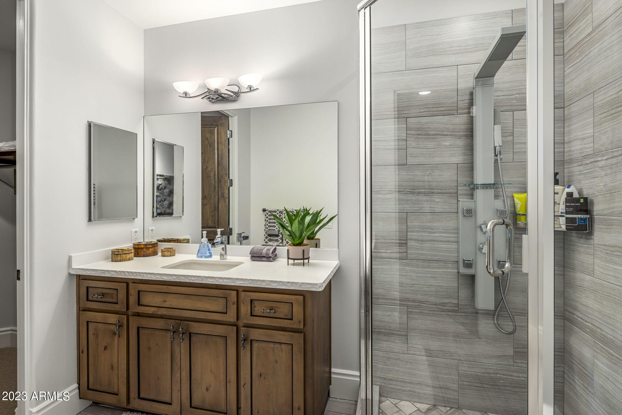 BOULDER CREST ESTATES UNIT 3 AT TROON NORTH - Residential