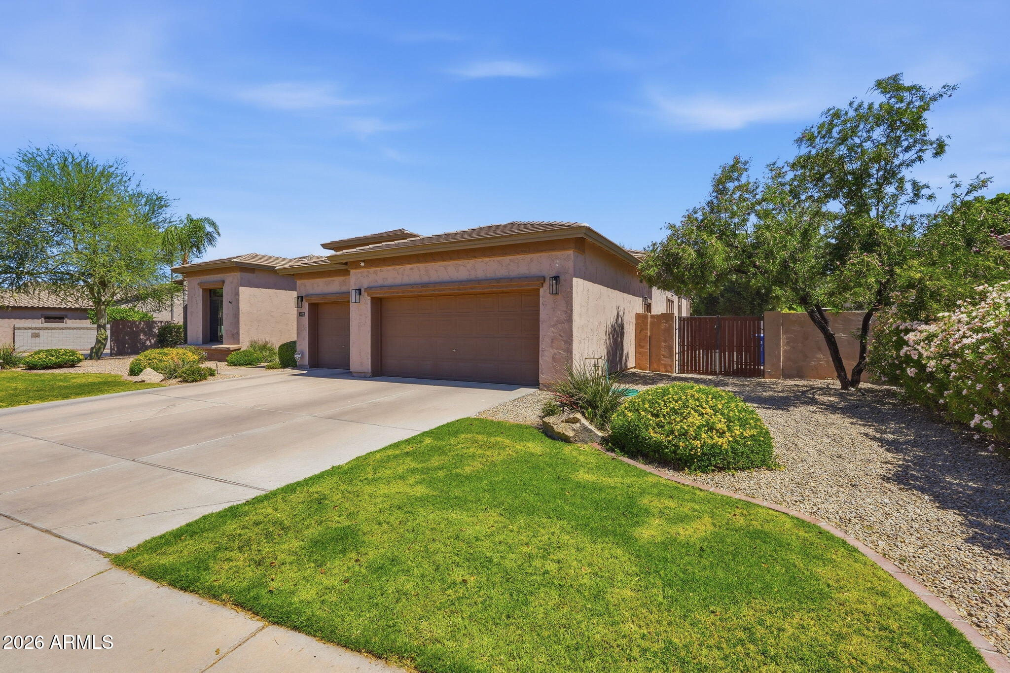 MESQUITE GROVE ESTATES - Residential
