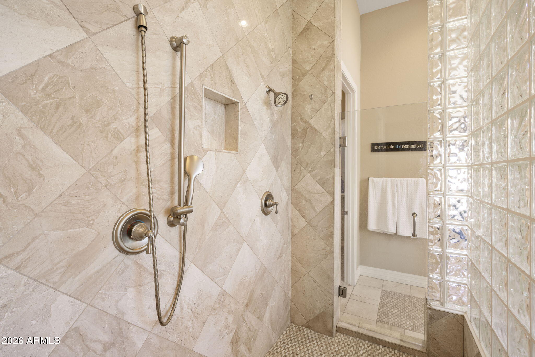 ANTHEM COUNTRY CLUB - Residential