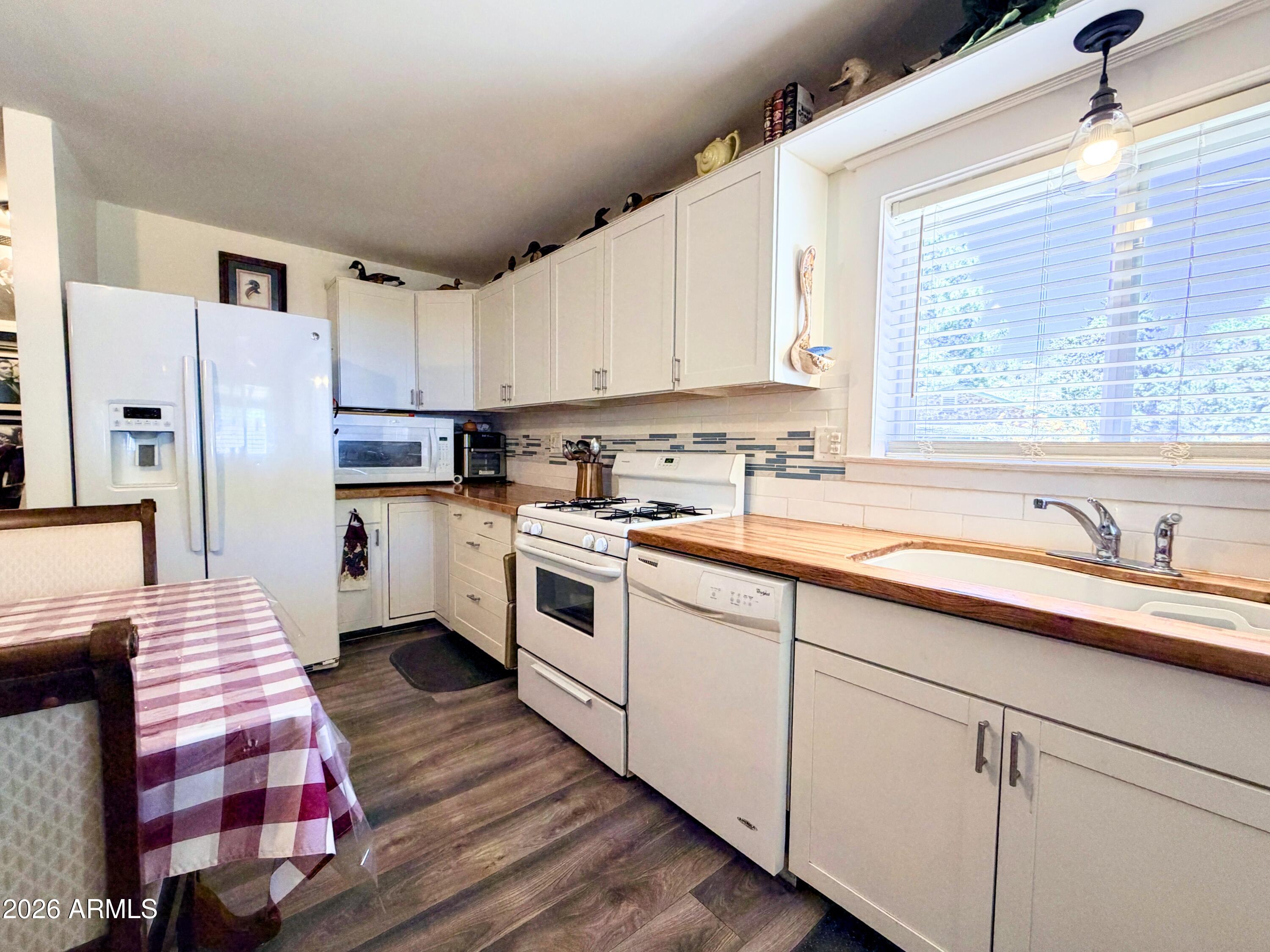 YARNELL HEIGHTS - Residential