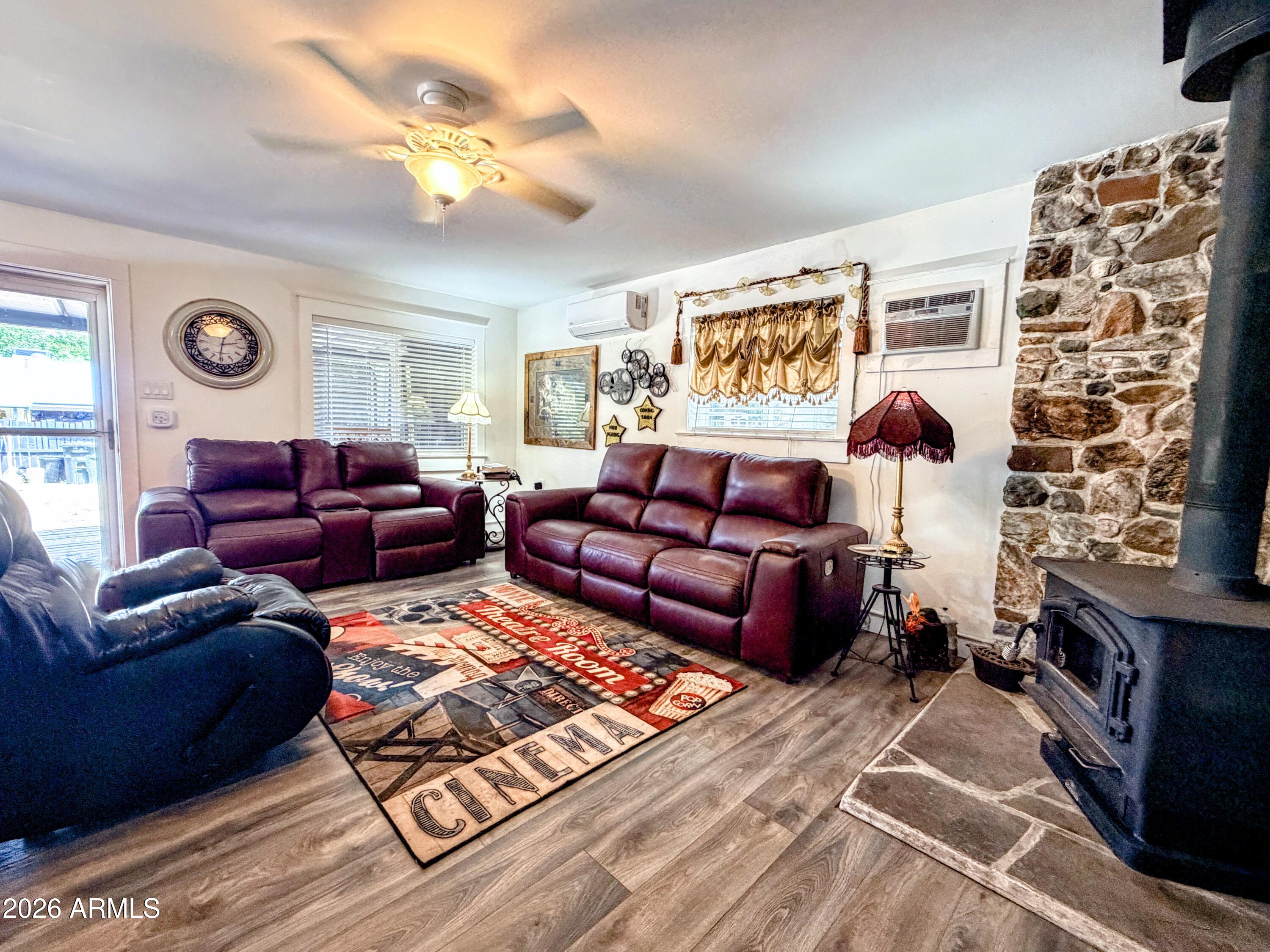 YARNELL HEIGHTS - Residential