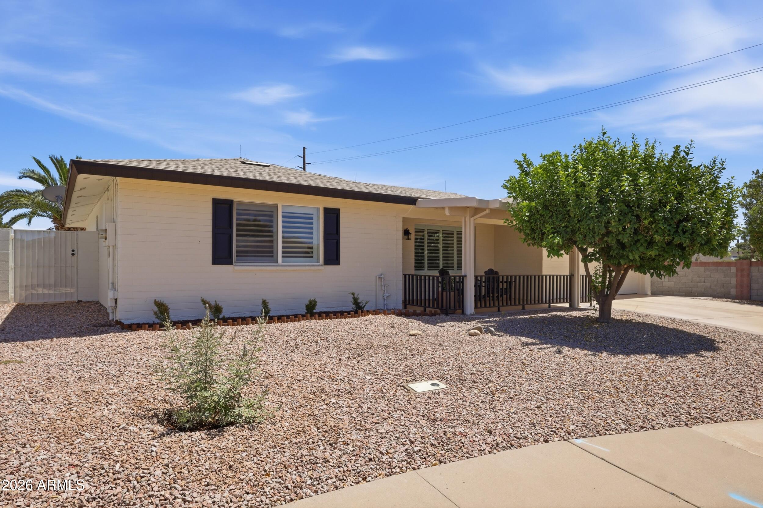 SUNLAND VILLAGE 5 - Residential