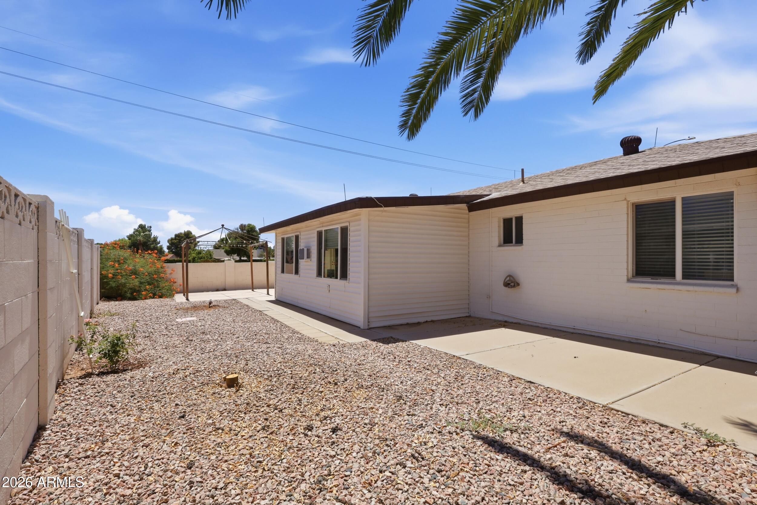 SUNLAND VILLAGE 5 - Residential