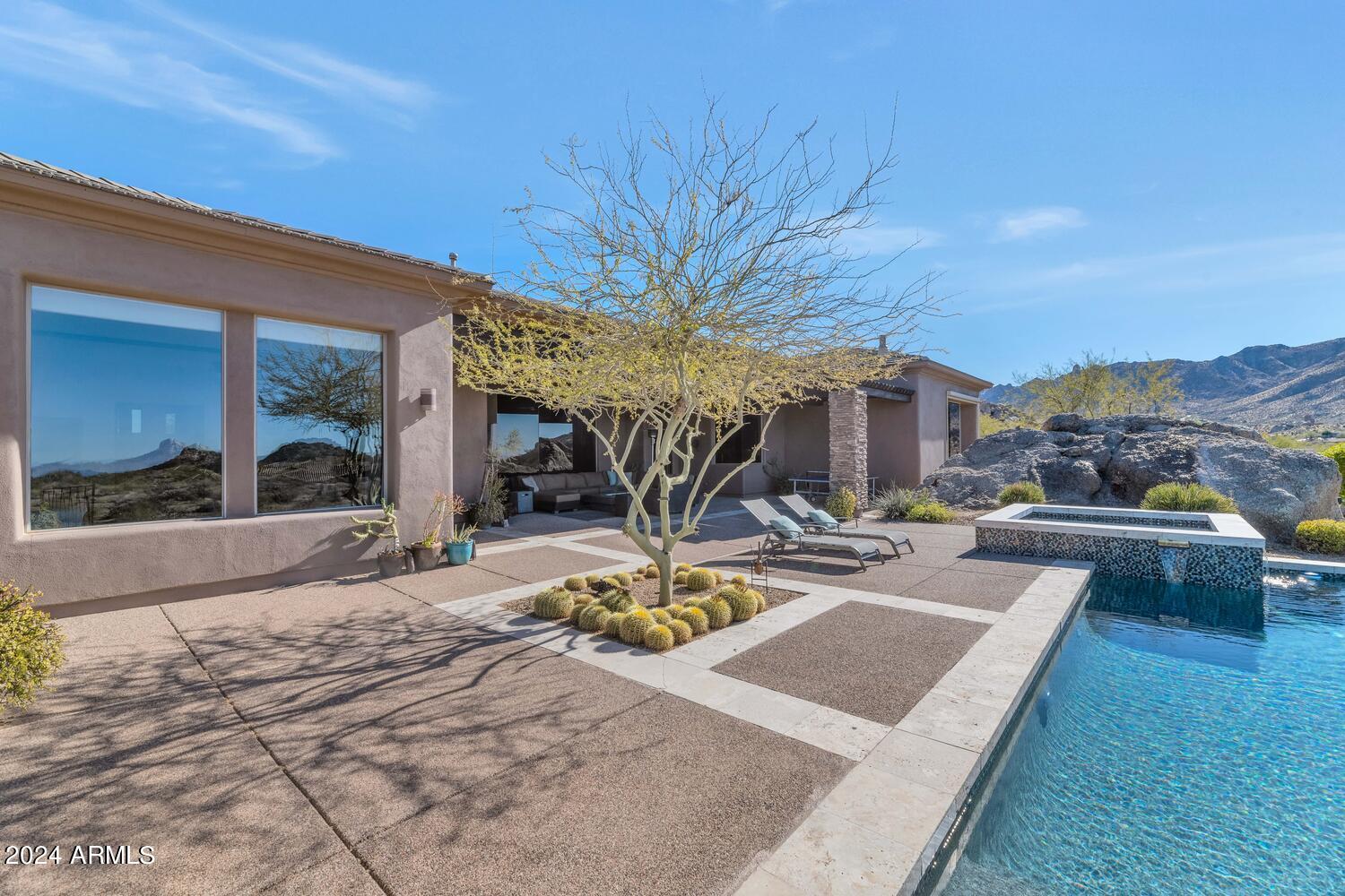 Sonoran Crest - Residential