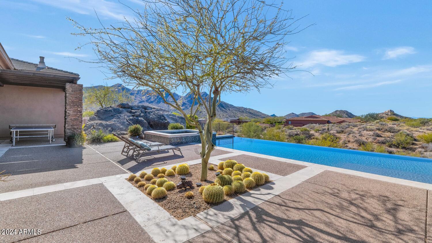 Sonoran Crest - Residential
