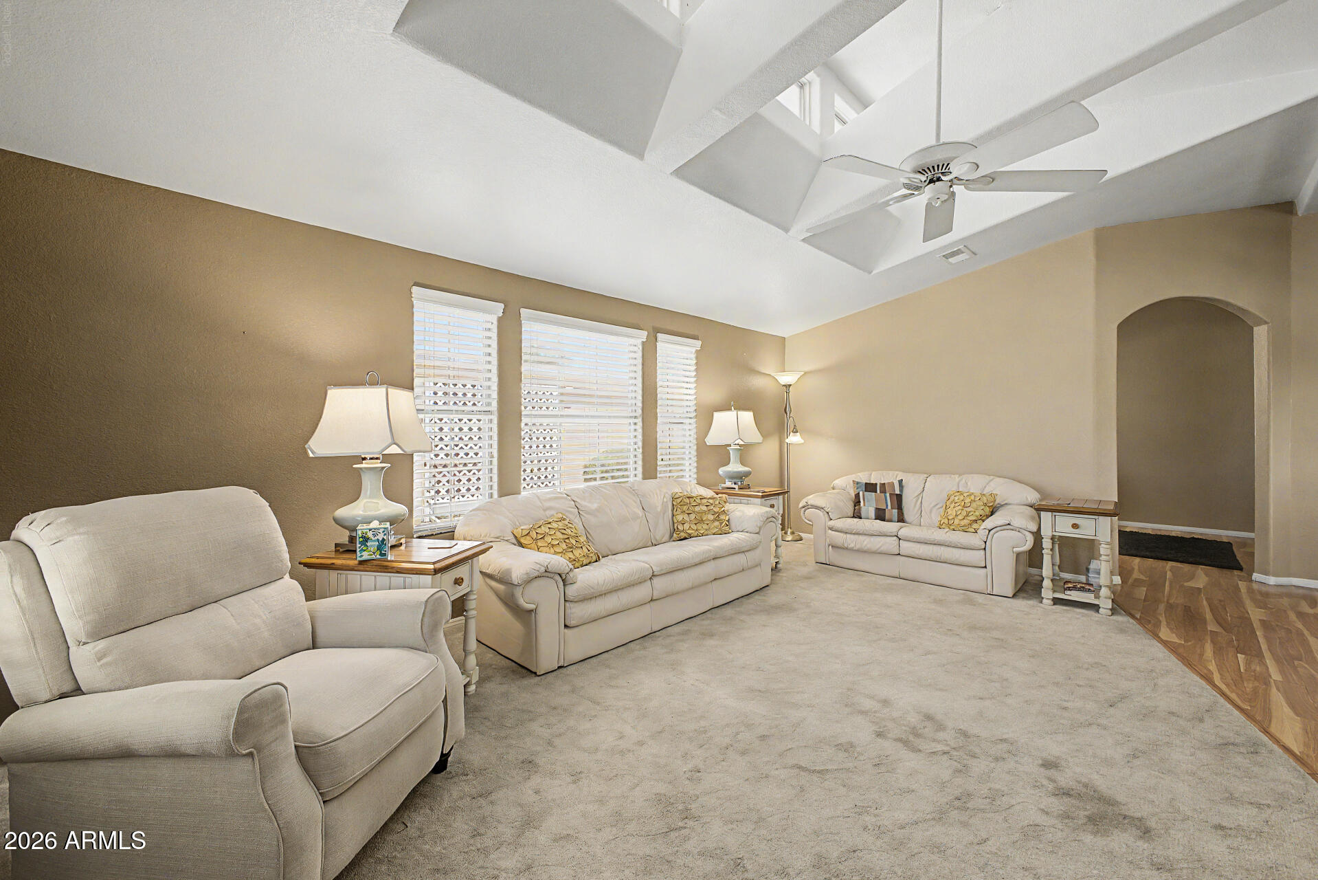 CRESCENT RUN - Residential