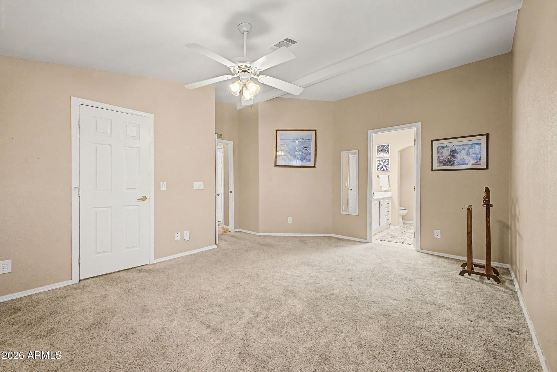 CRESCENT RUN - Residential