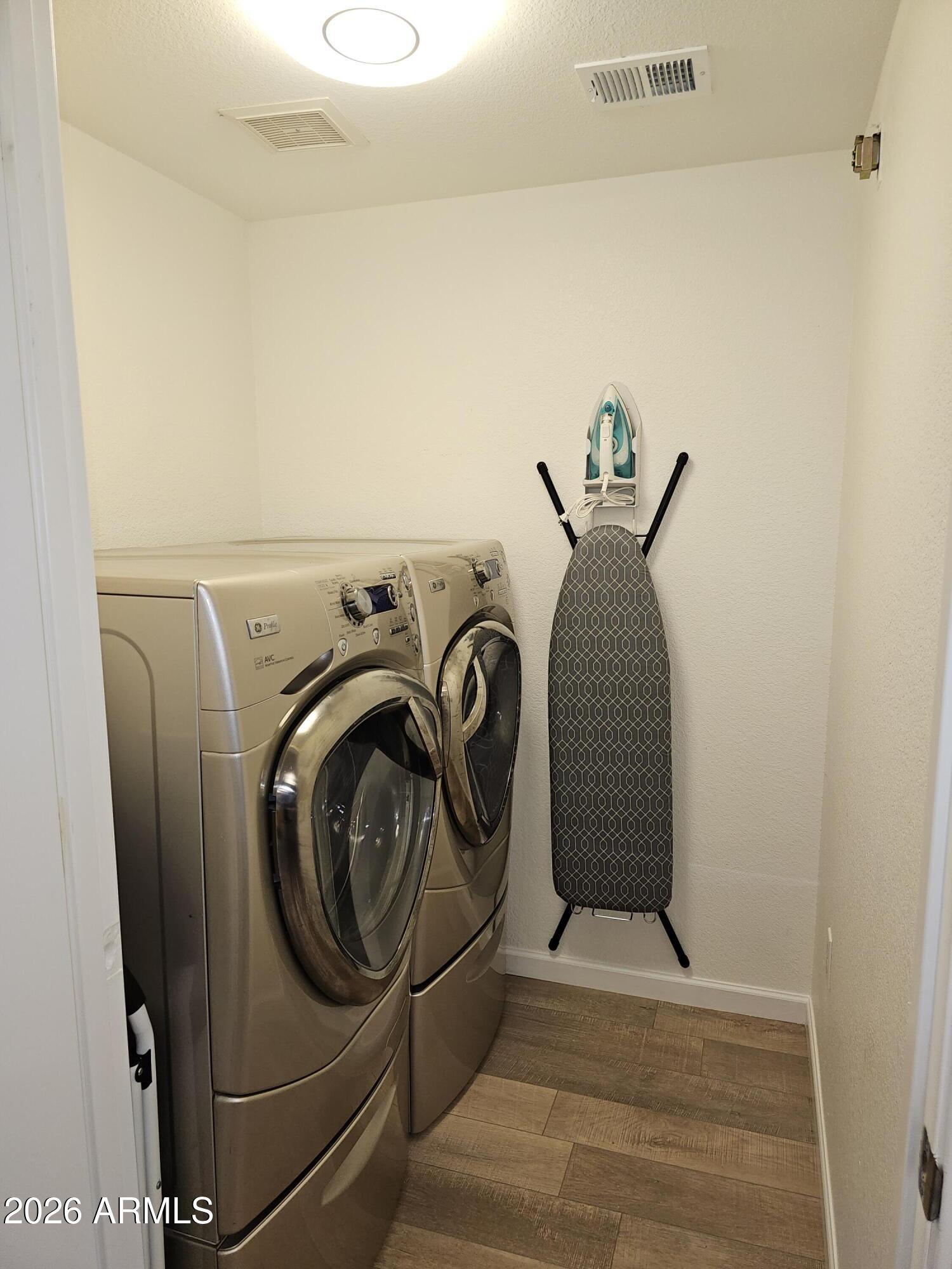 POINTE RESORT CONDO AT TAPATIO CLIFFS - Residential