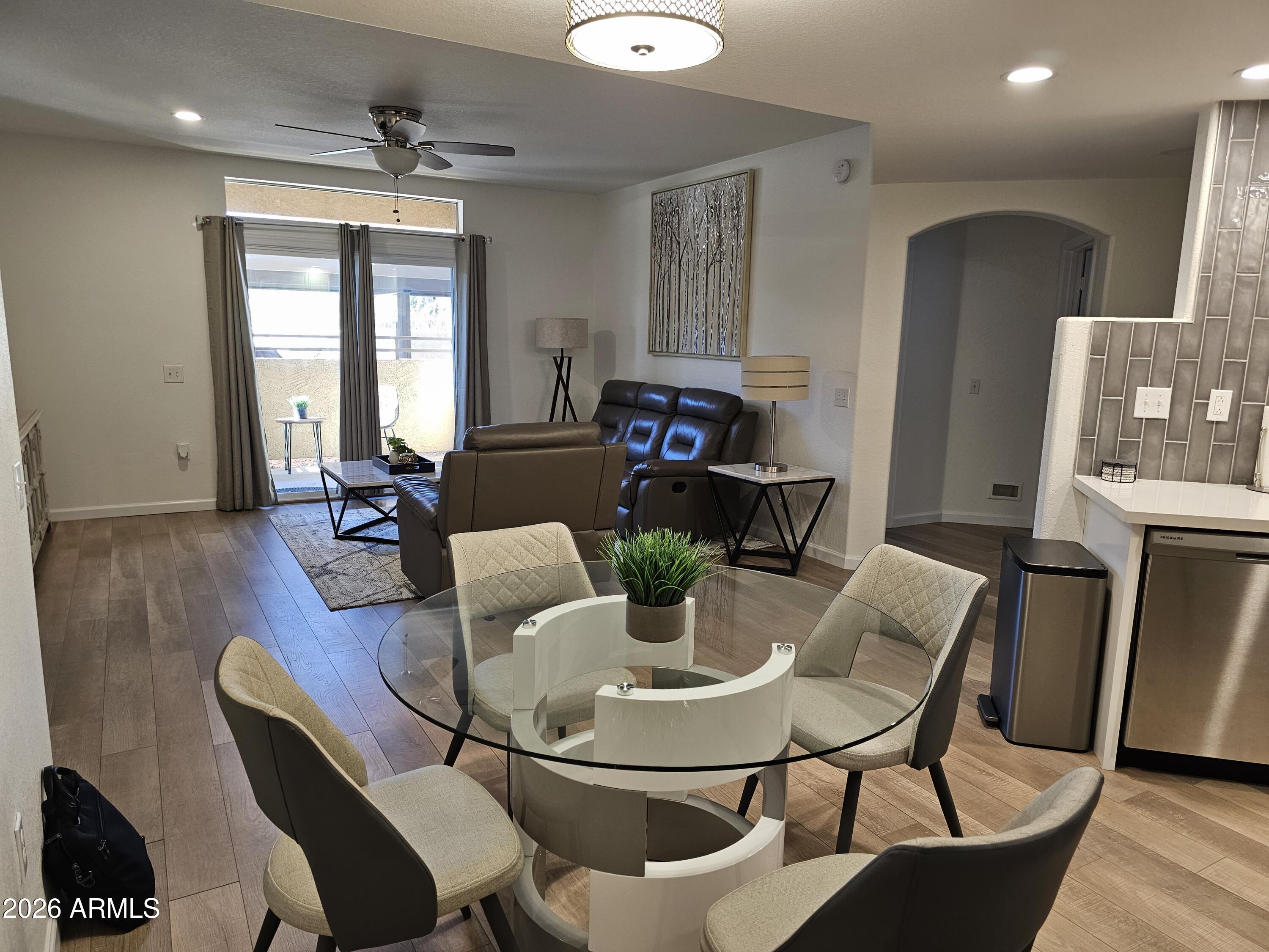 POINTE RESORT CONDO AT TAPATIO CLIFFS - Residential