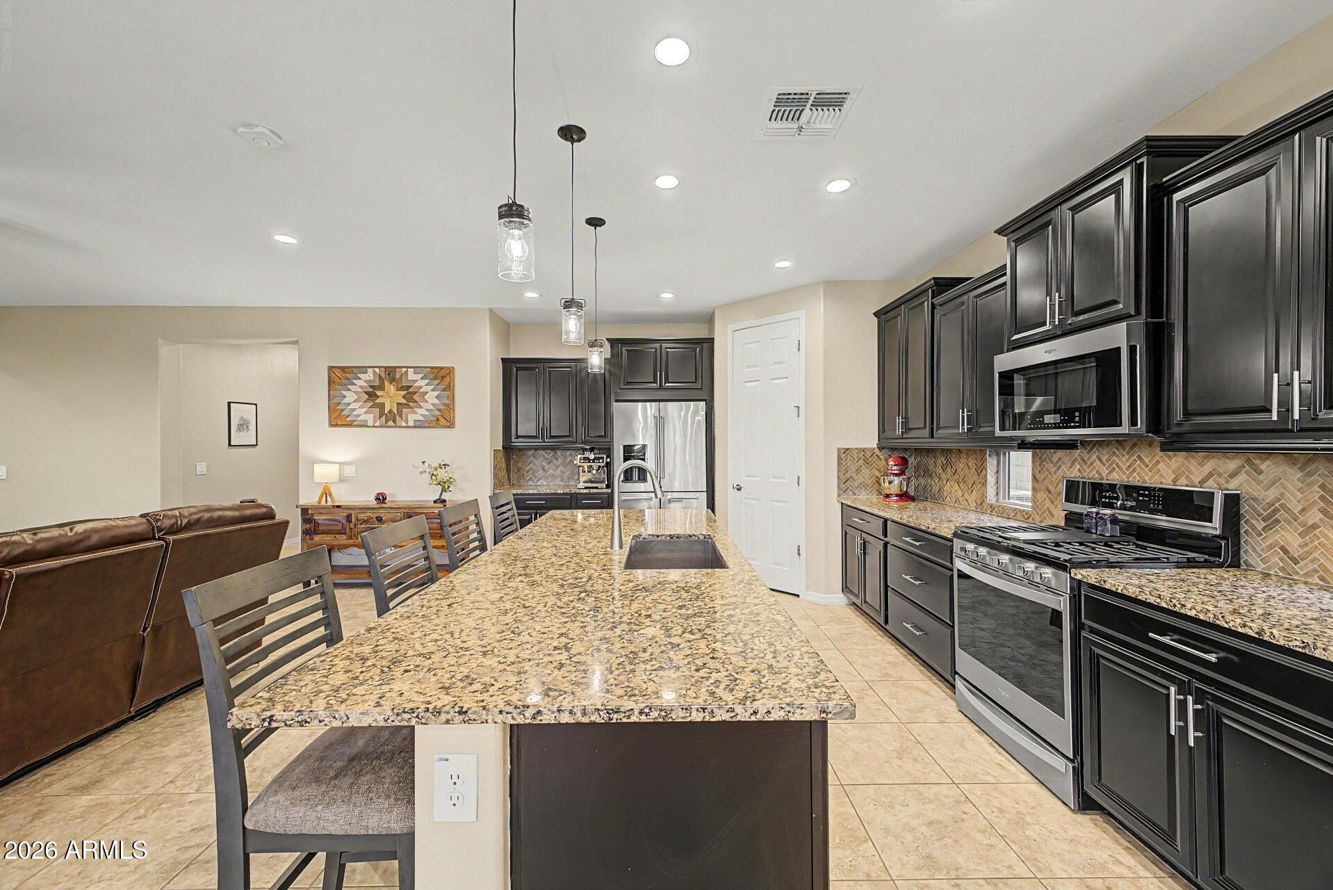 FESTIVAL FOOTHILLS UNIT 25 - Residential