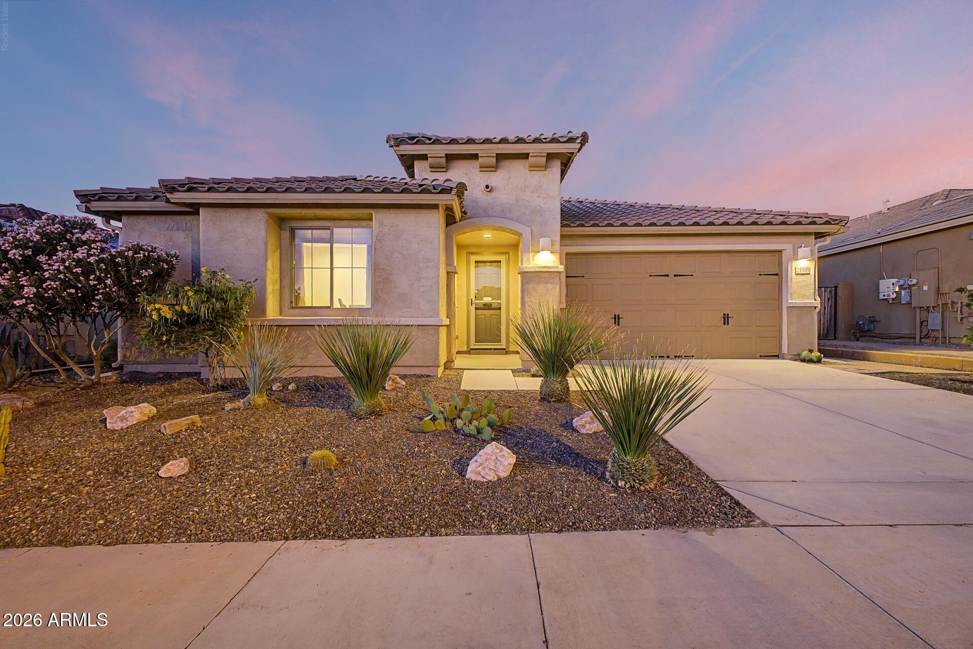 FESTIVAL FOOTHILLS UNIT 25 - Residential