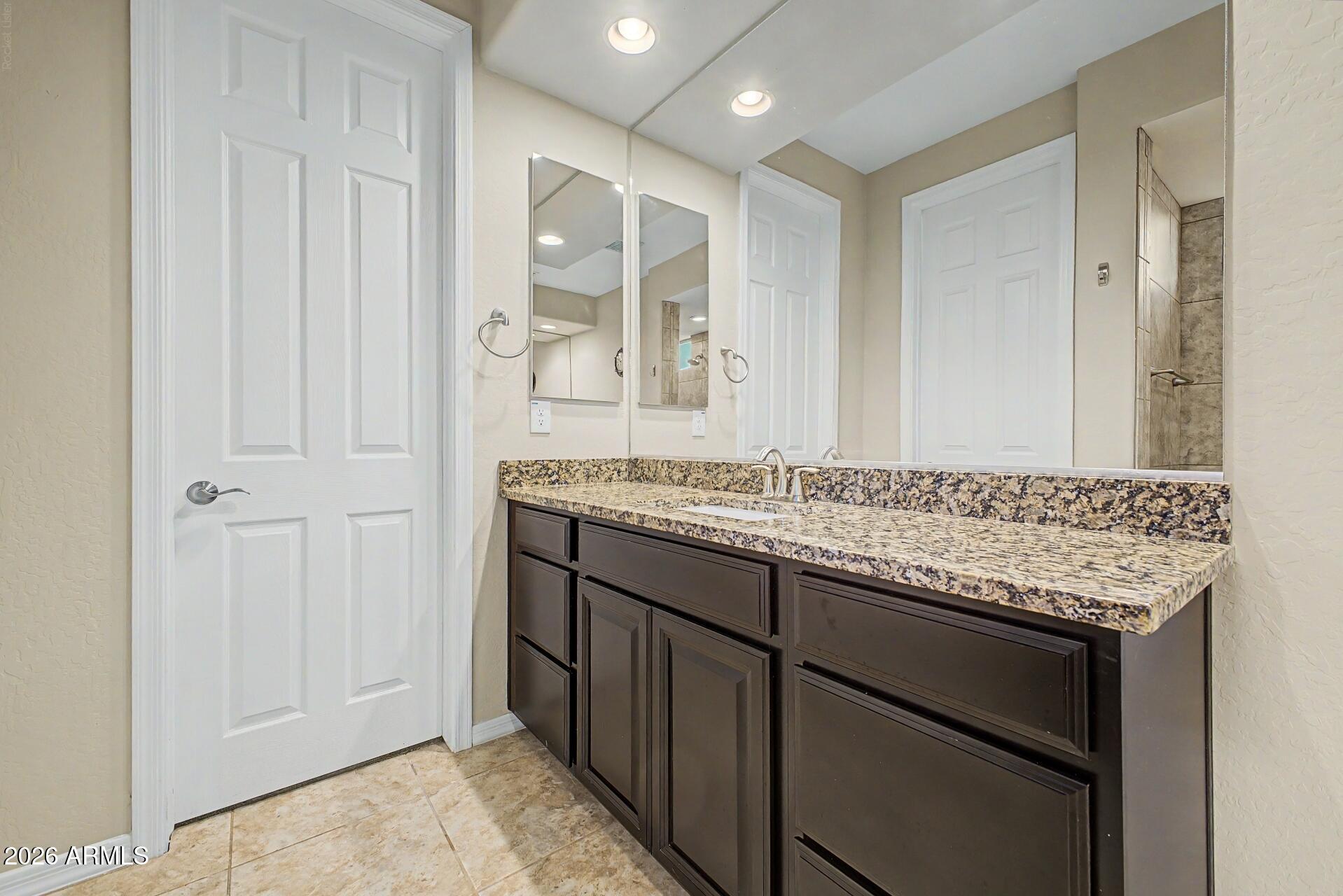 FESTIVAL FOOTHILLS UNIT 25 - Residential