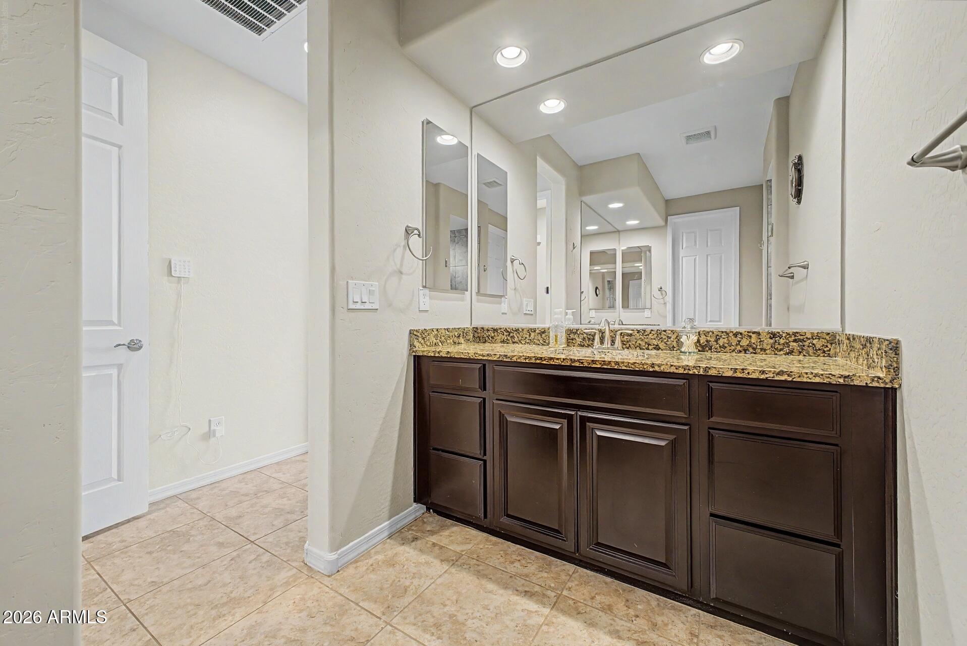 FESTIVAL FOOTHILLS UNIT 25 - Residential