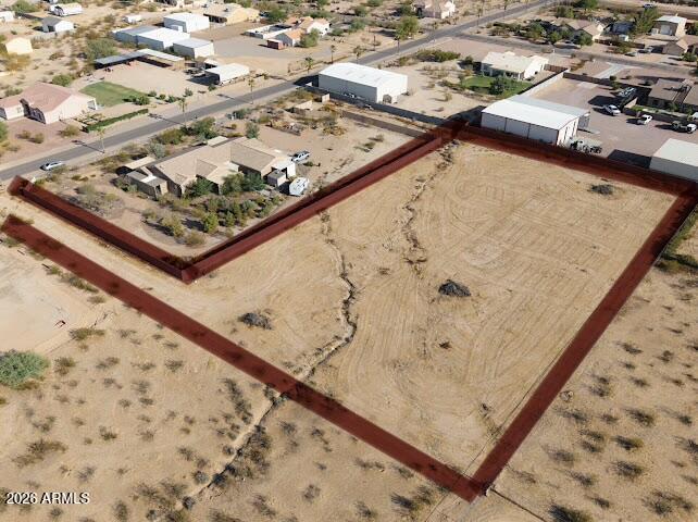 Exceptional opportunity to build your dream home on 1.53 acres in Casa Grande. Located in a quiet area off Val Vista Road, this vacant land offers the perfect balance of tranquility and accessibility, with the freeway just minutes away. Electric is APS and private water are available for connection, making this an ideal site for a custom-built home. Enjoy open space, peaceful surroundings, and the flexibility to create the home you've been envisioning.