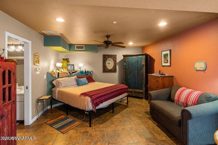 Bell Rock Plaza - Residential