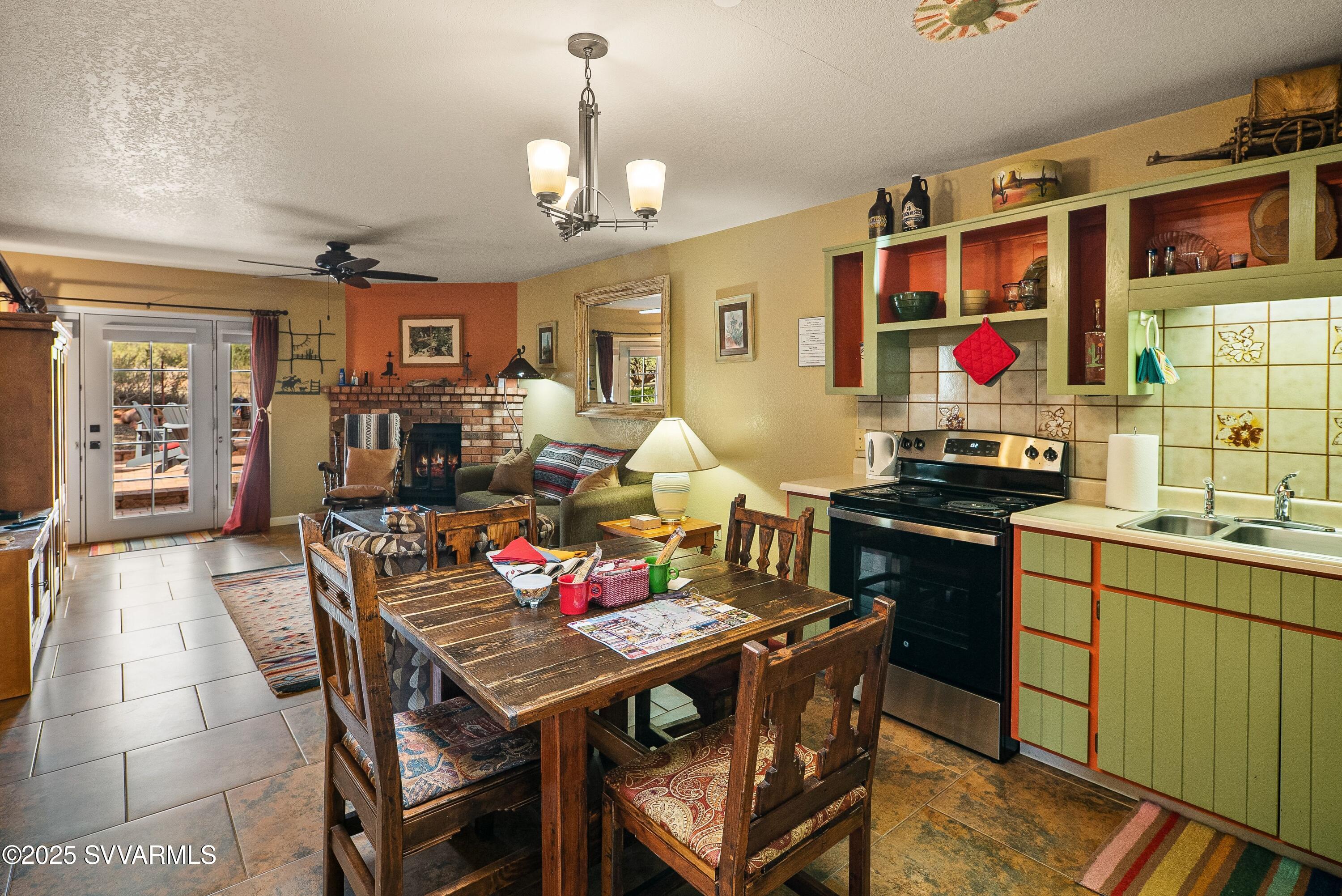 Bell Rock Plaza - Residential