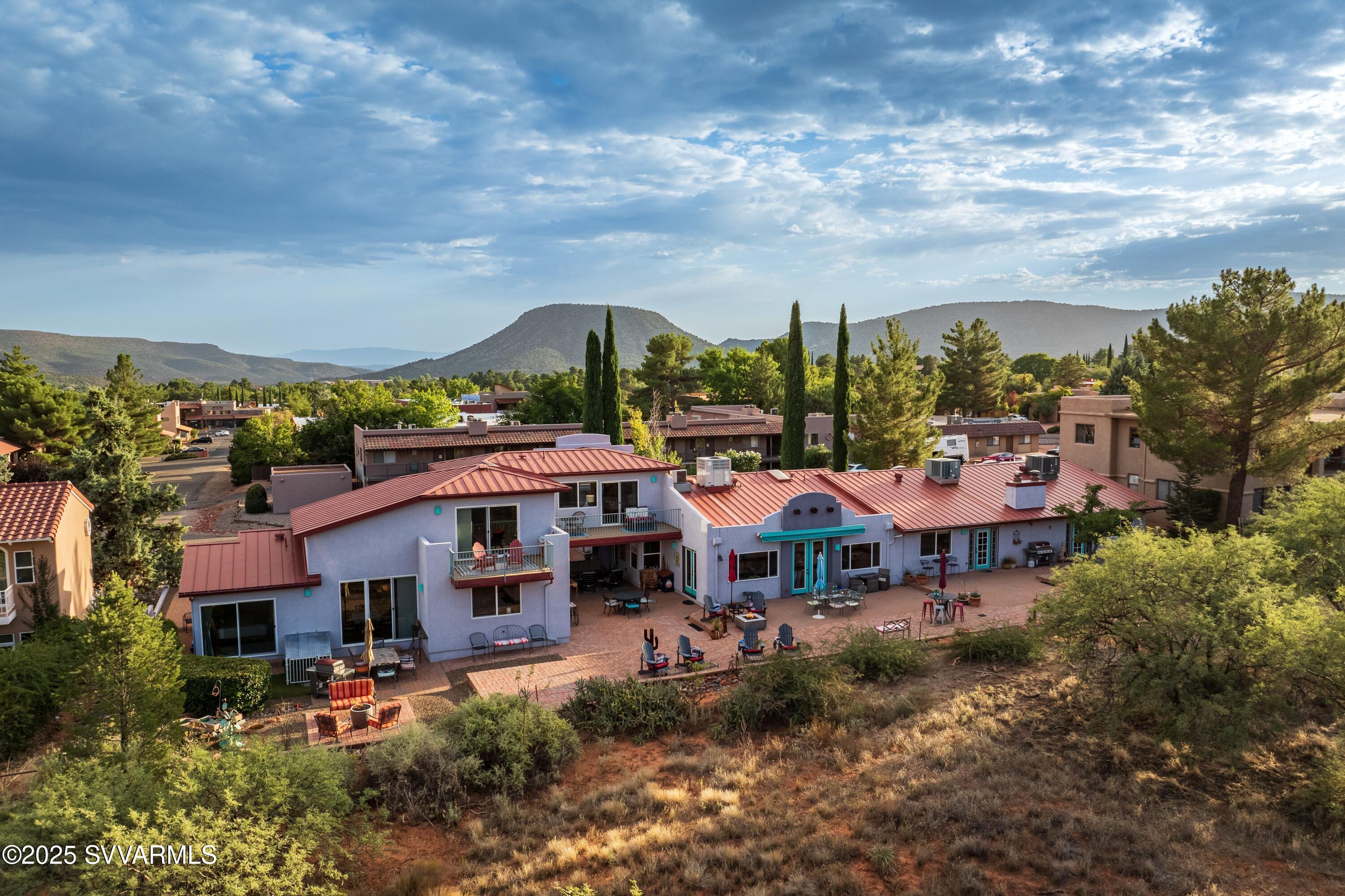 Bell Rock Plaza - Residential