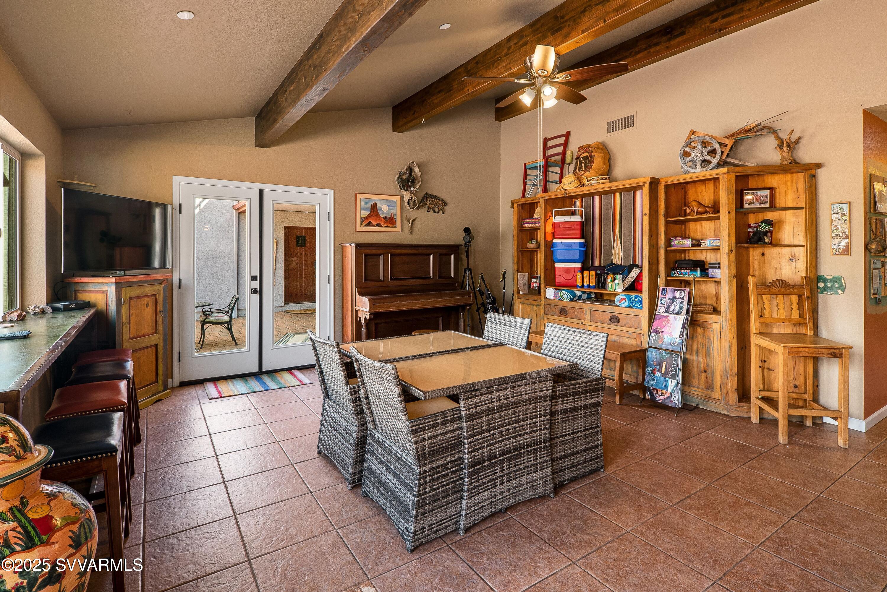 Bell Rock Plaza - Residential