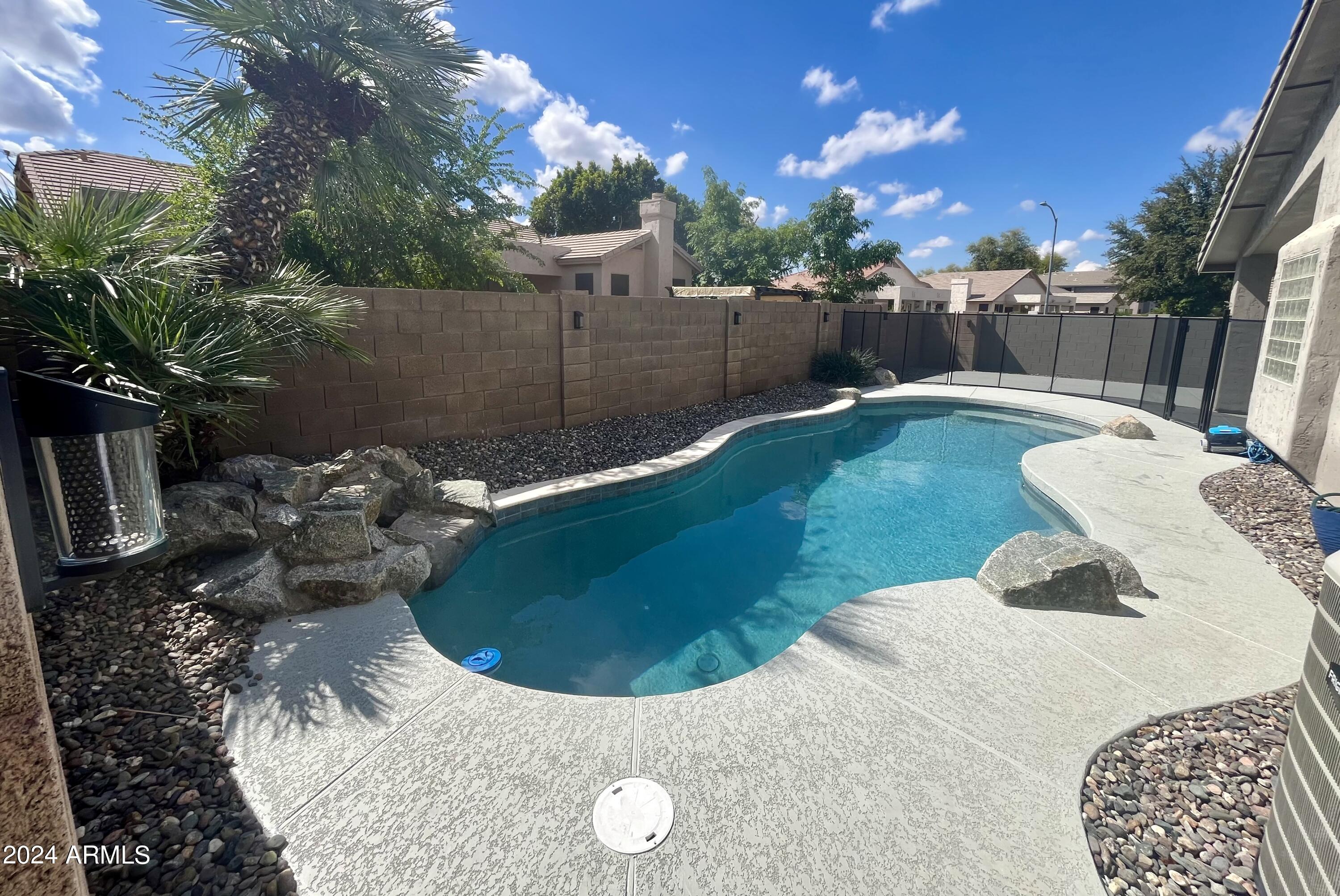 HIGHLANDS AT ARROWHEAD RANCH 2 - Residential Lease