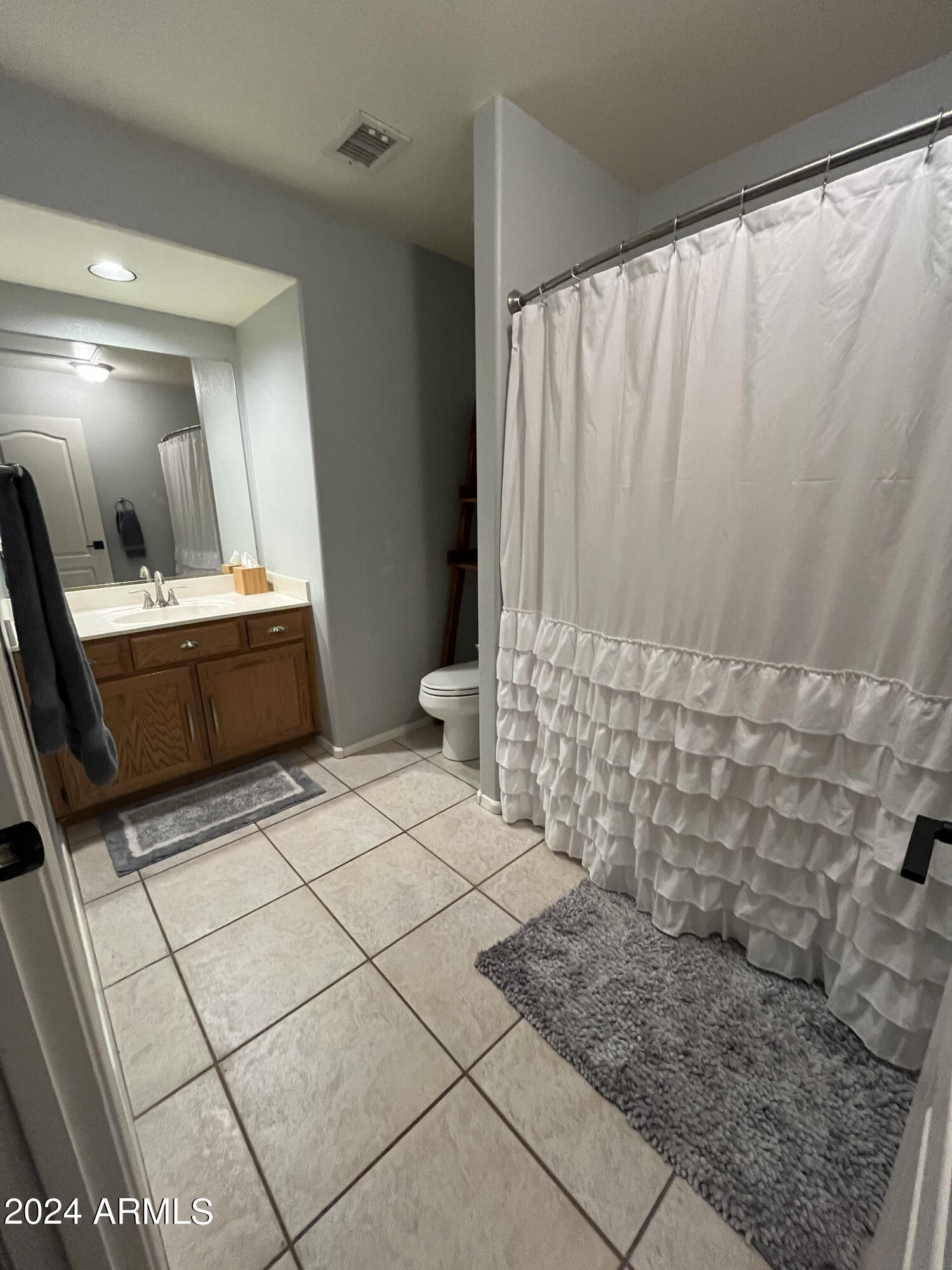 HIGHLANDS AT ARROWHEAD RANCH 2 - Residential Lease