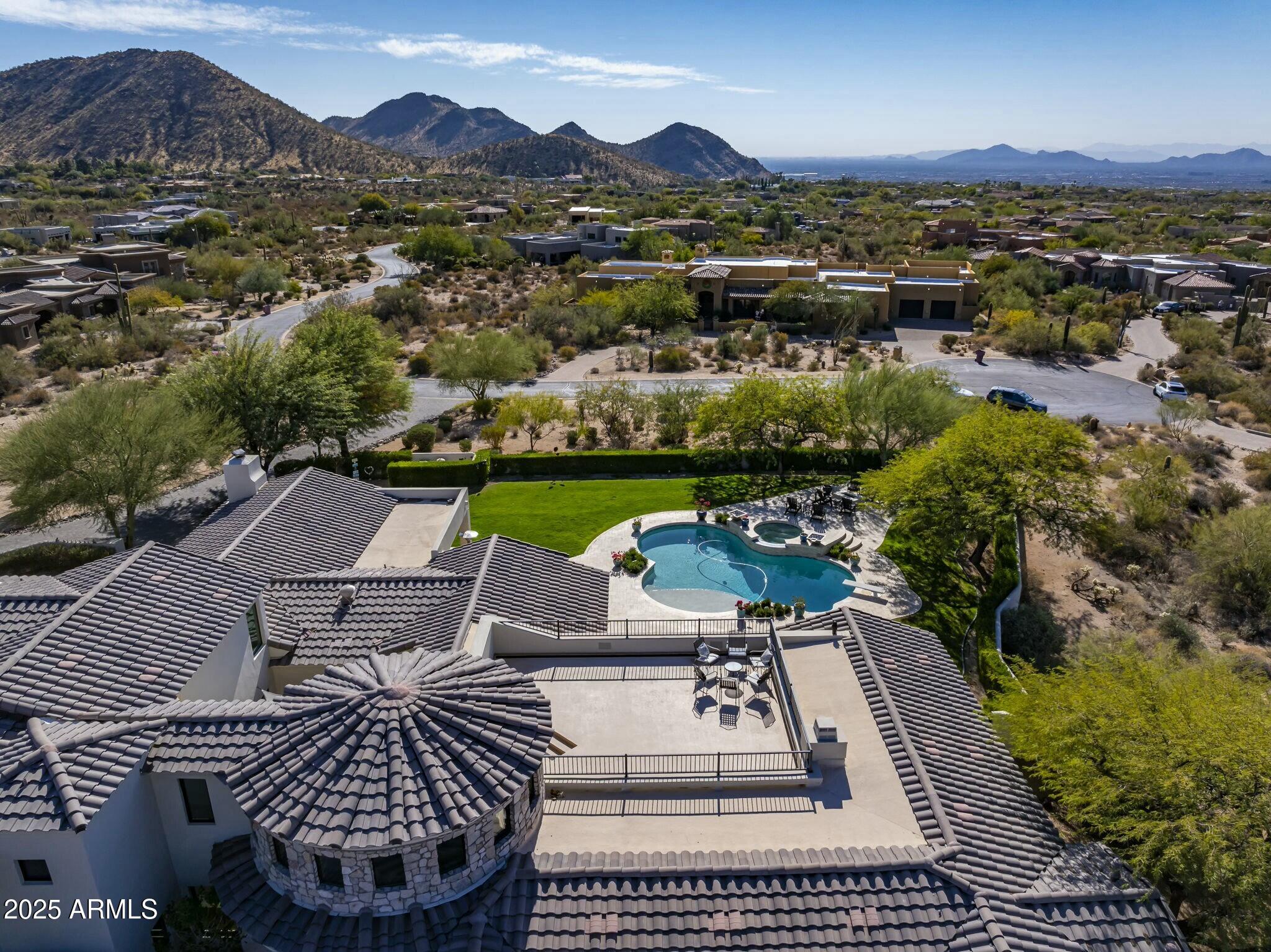LADERA VISTA - Residential