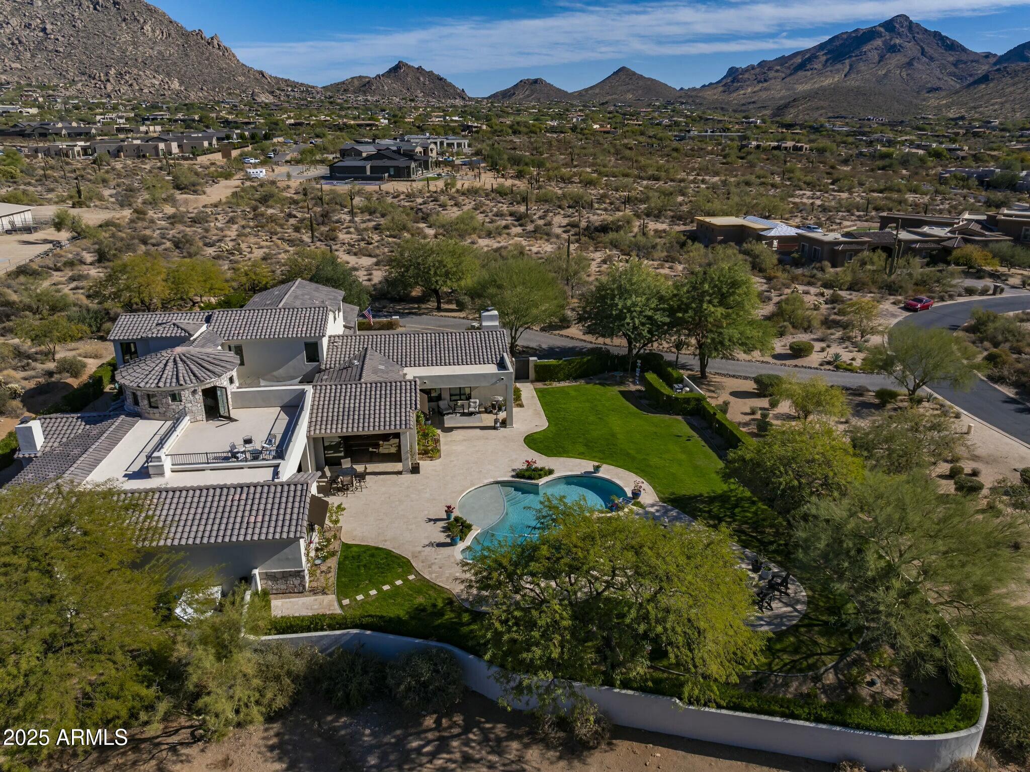 LADERA VISTA - Residential