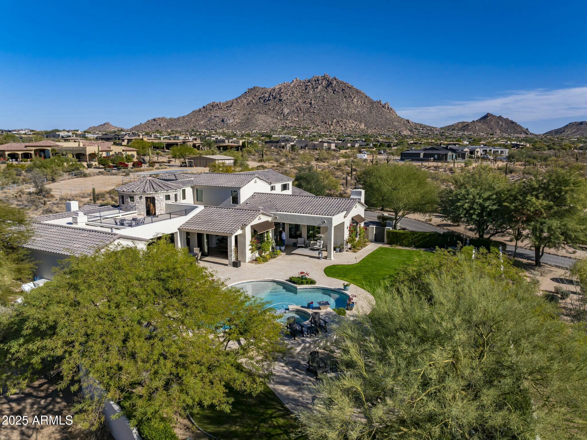 LADERA VISTA - Residential