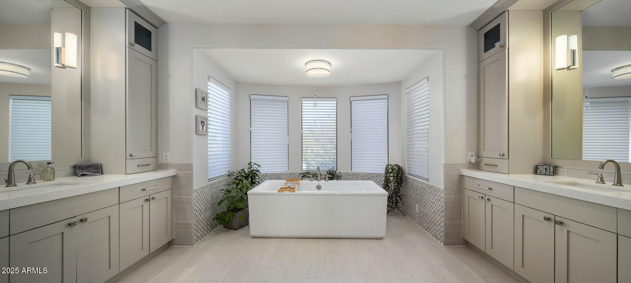 LADERA VISTA - Residential