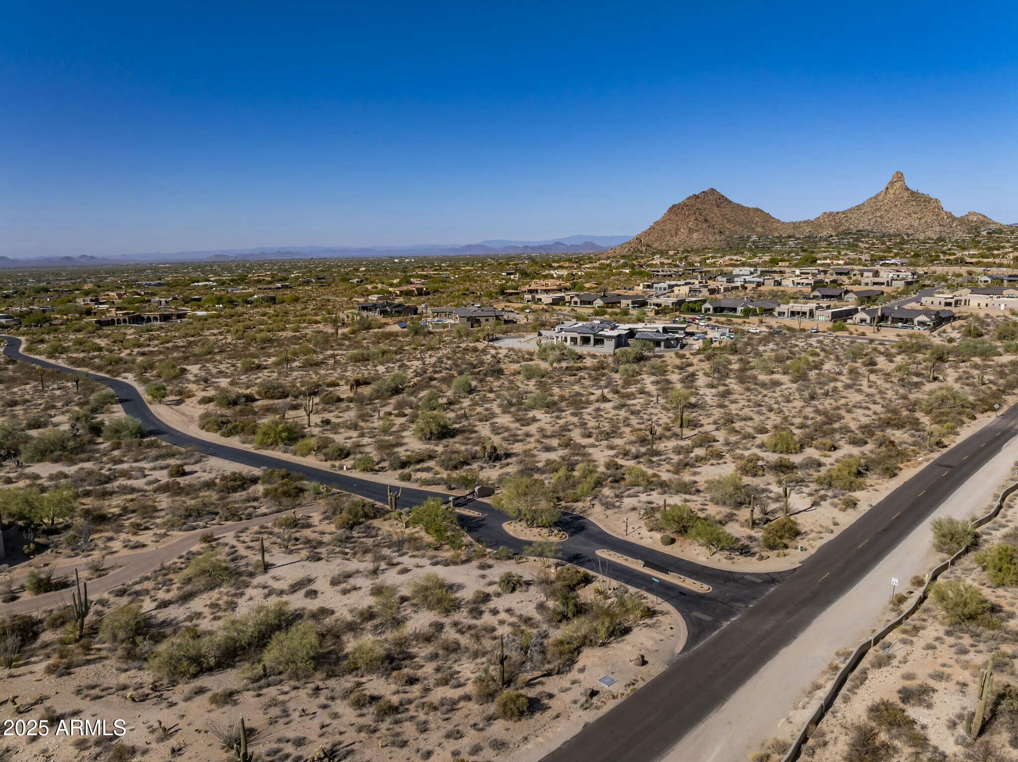 LADERA VISTA - Residential
