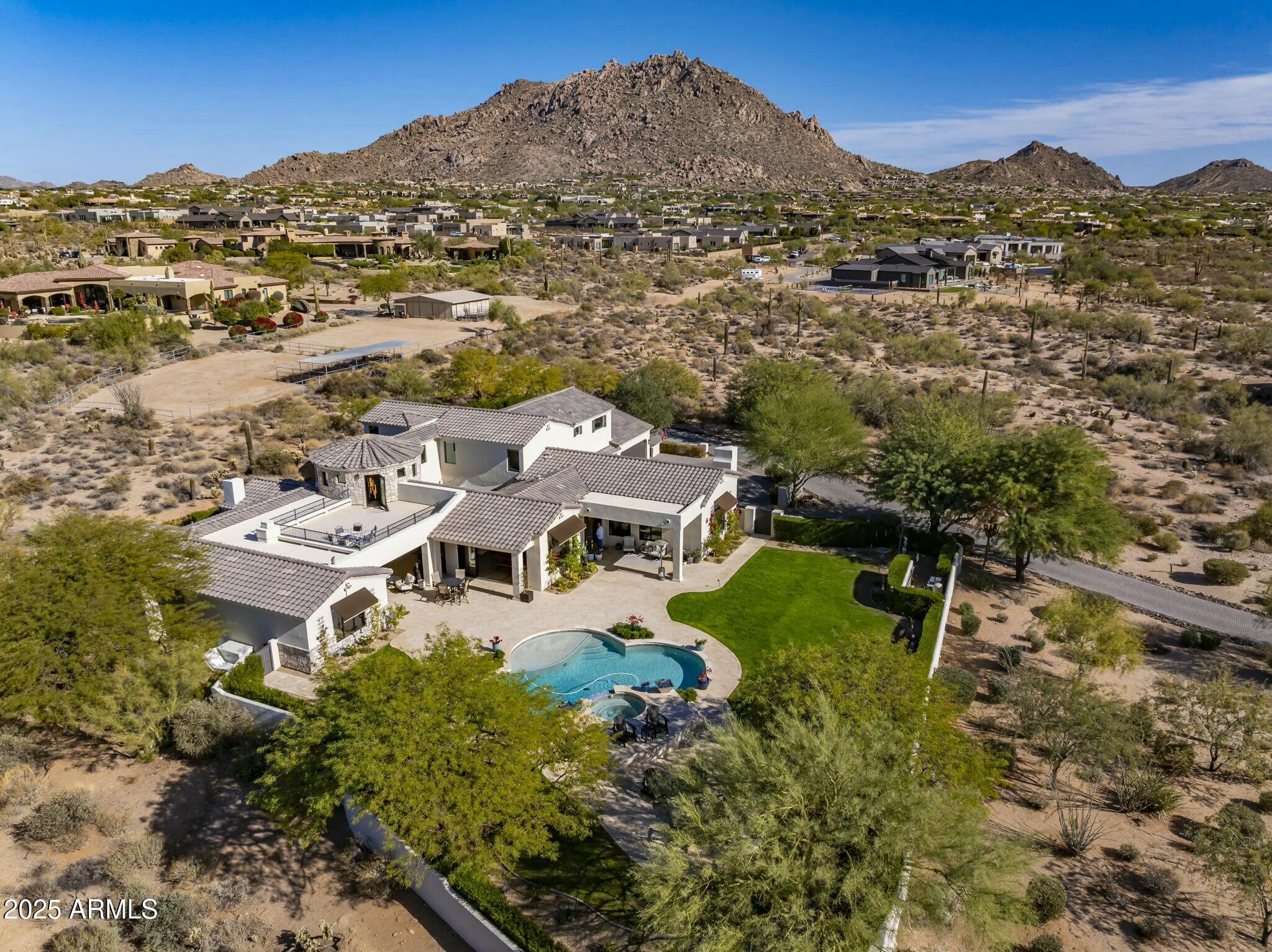 LADERA VISTA - Residential
