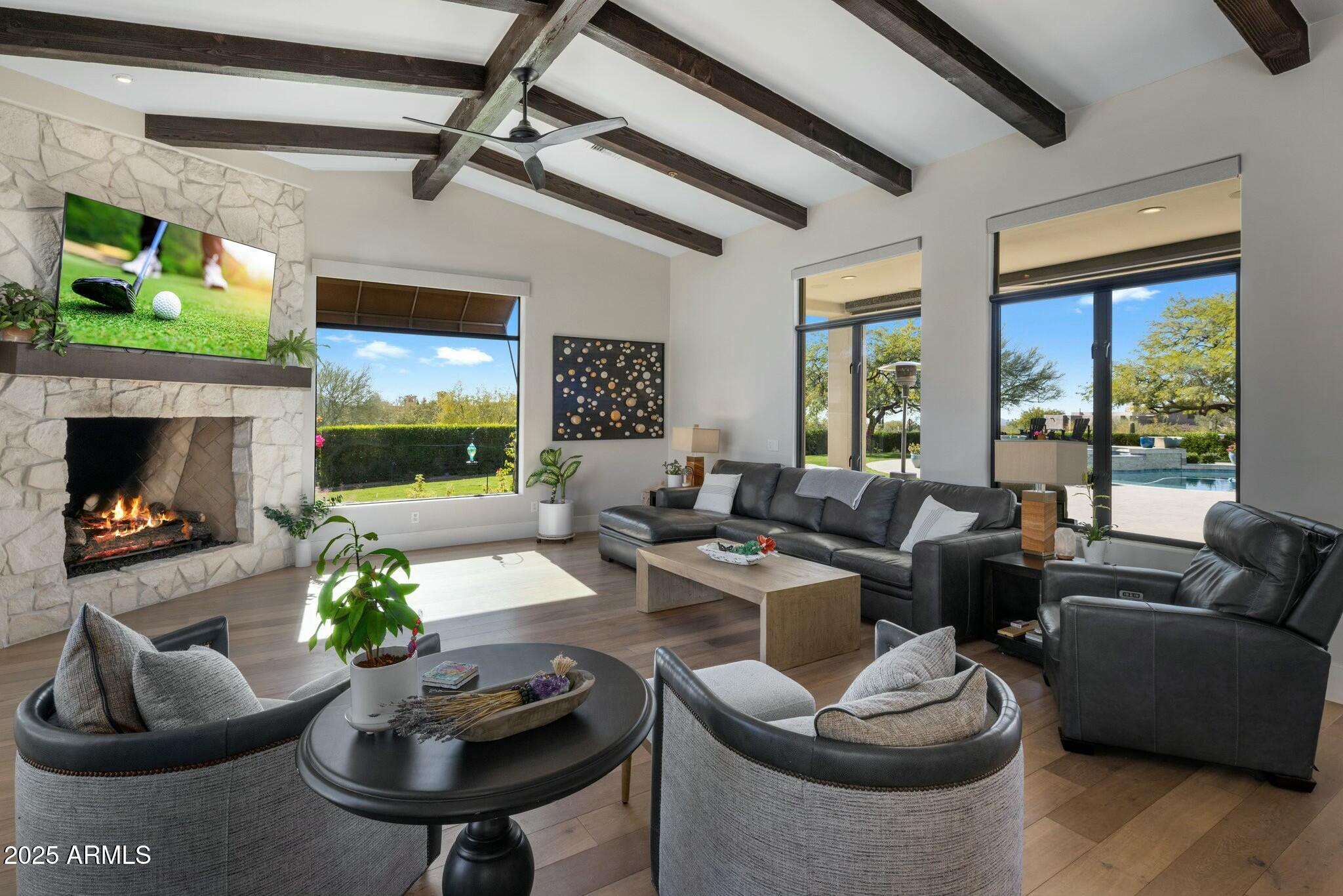 LADERA VISTA - Residential