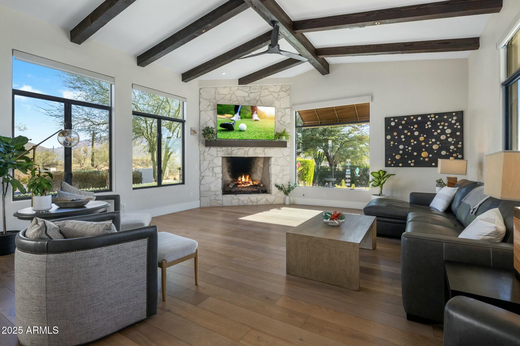 LADERA VISTA - Residential