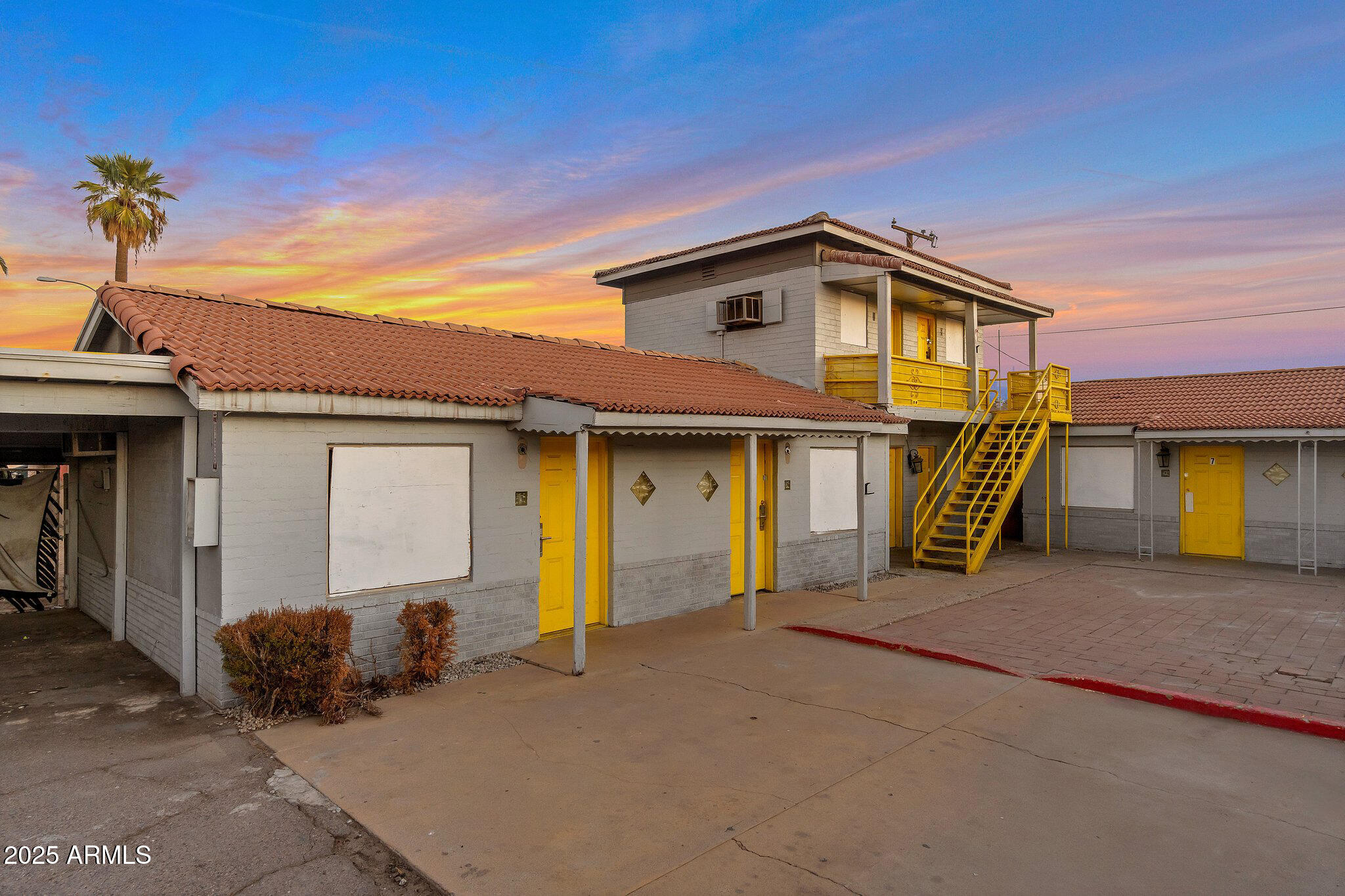 CAPITOL ADDITION - Residential Income