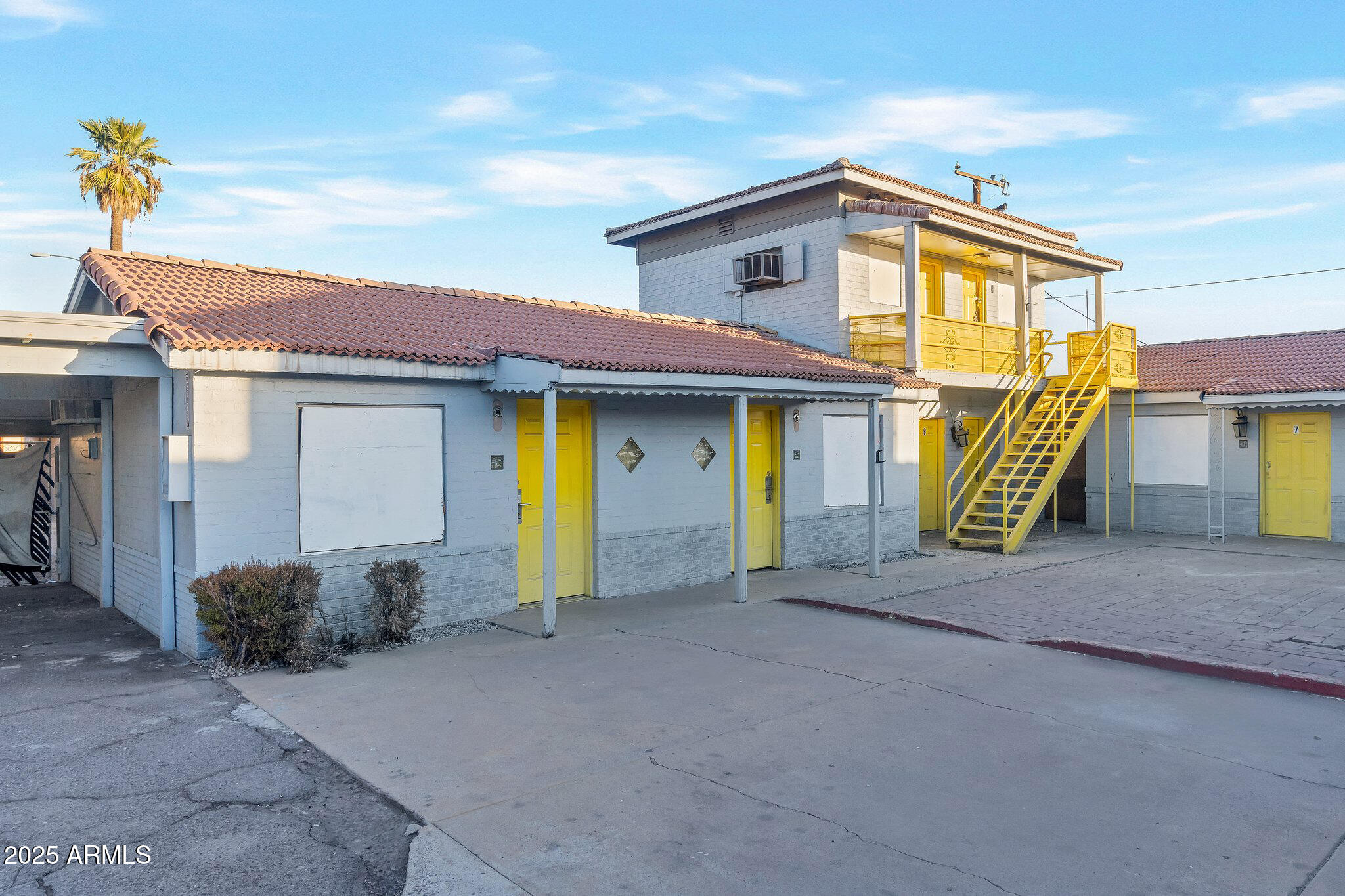 CAPITOL ADDITION - Residential Income