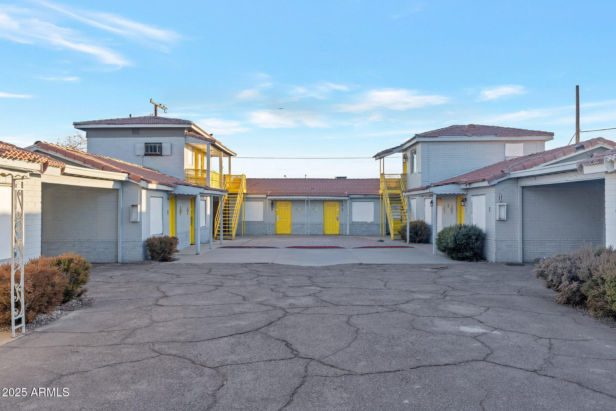 CAPITOL ADDITION - Residential Income