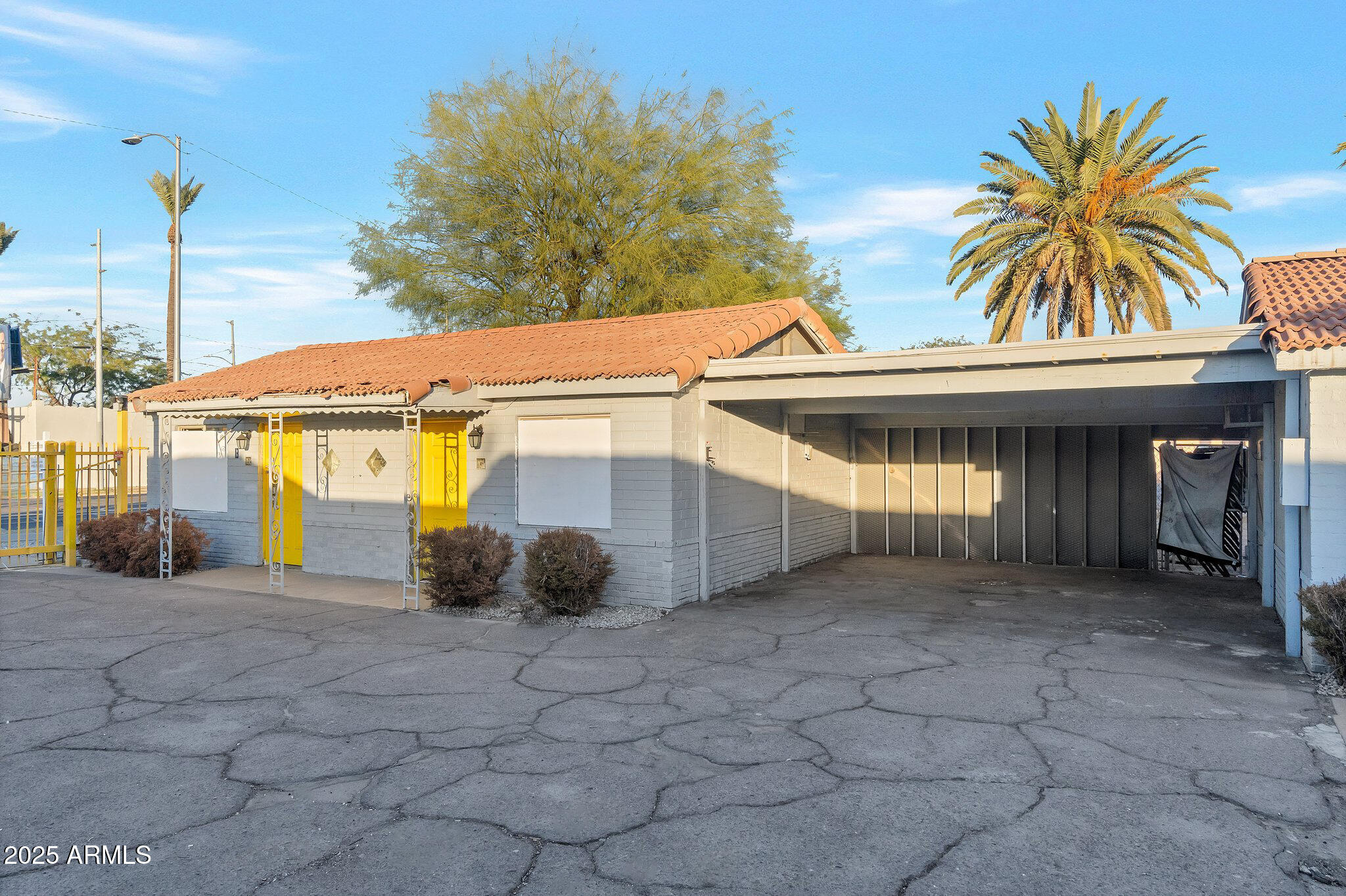 CAPITOL ADDITION - Residential Income