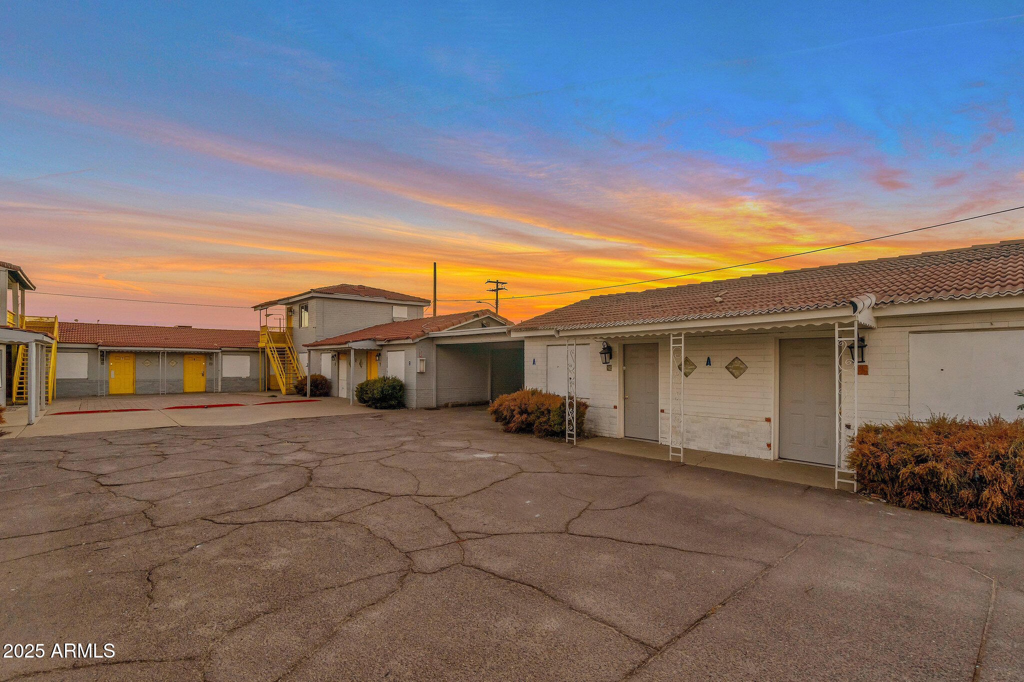 CAPITOL ADDITION - Residential Income